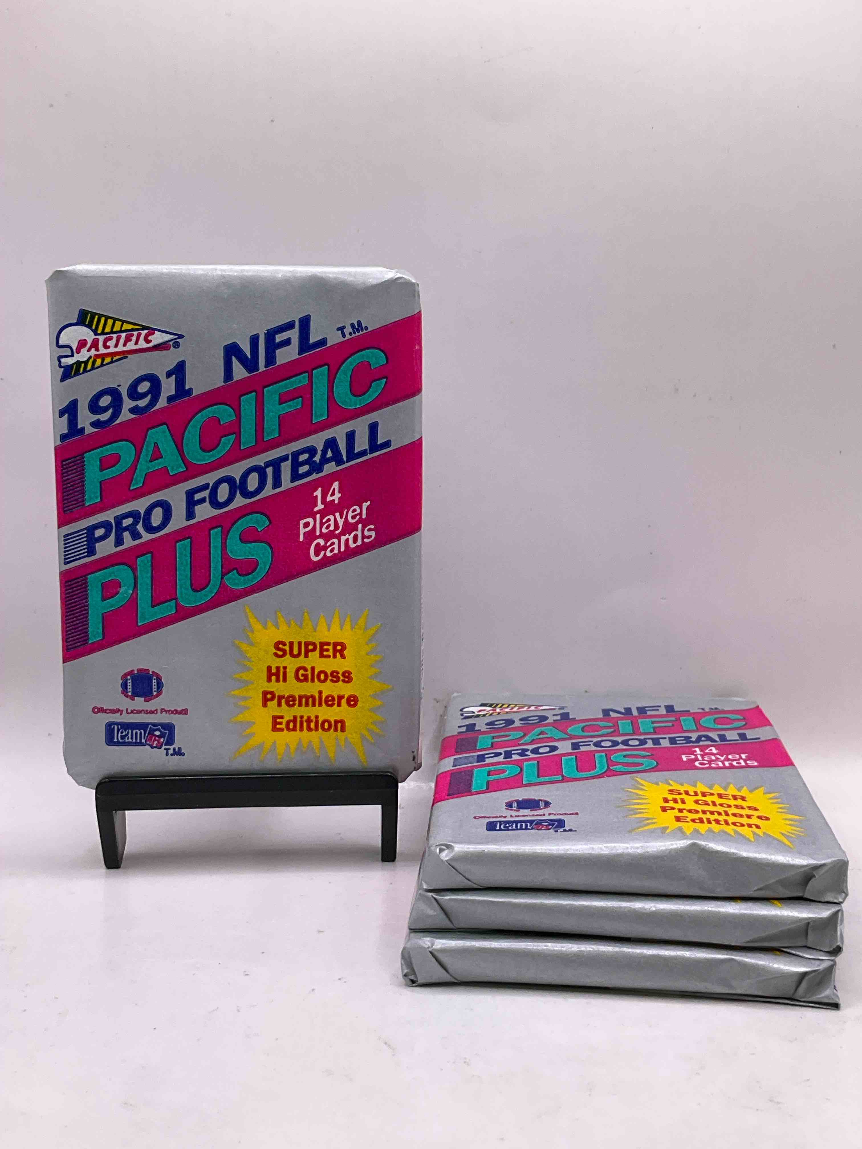 1991 pacific football, something you hardly ever see! 1991 pacific football sealed card pack, direct from original retail case. search for brett favre rookie, early barry sanders, jerry rice & so much more! hard to find!