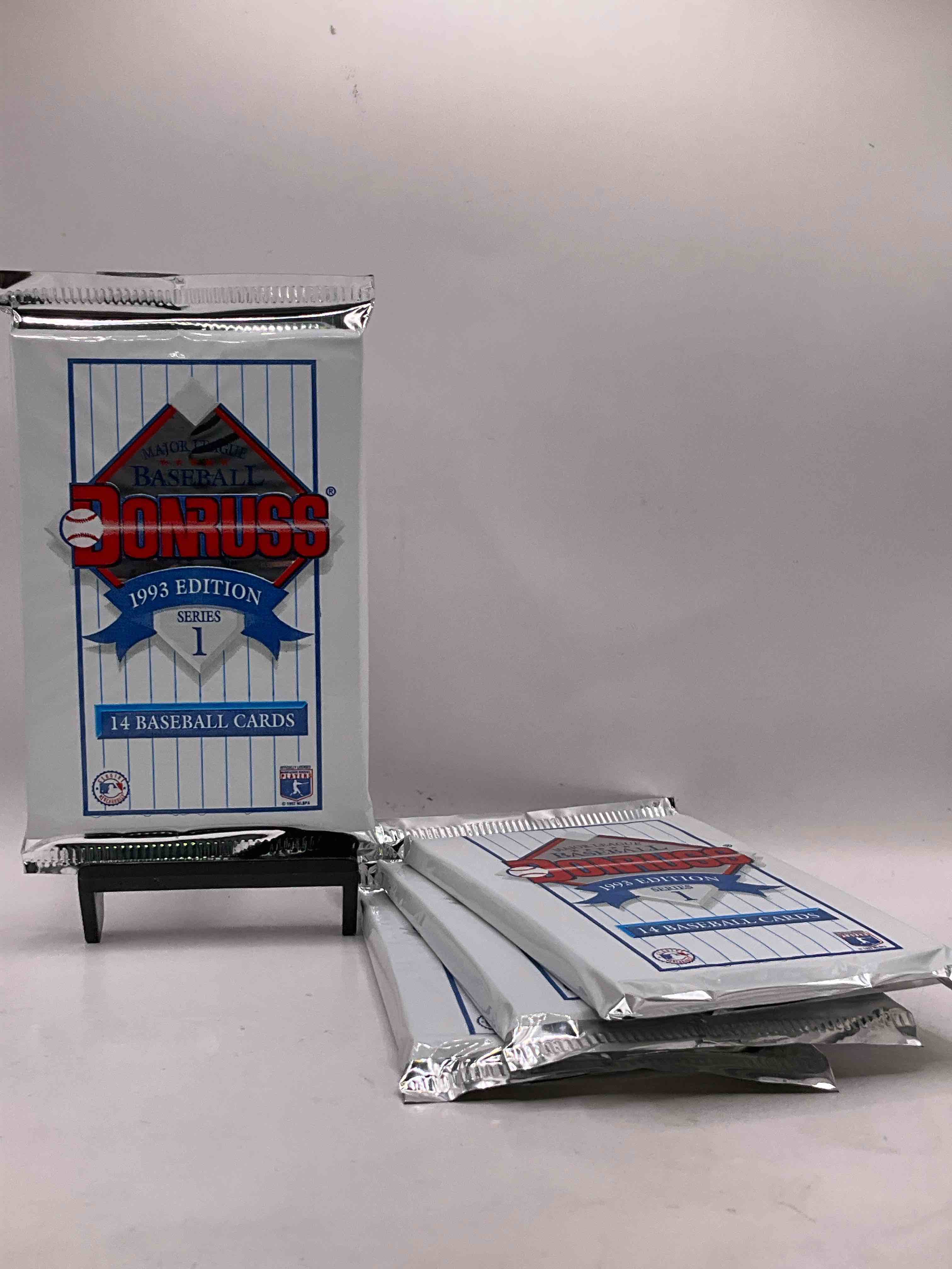 Great Year! 1993 Donruss Baseball Unopened Baseball Card Packs, Direct From Original Sealed Retail Case! Search For Valuable Rated Rookie Cards From Chipper Jones (PSA 10 $150+) & Mike Piazza, Early Ken Griffey Jr. & So Much More!