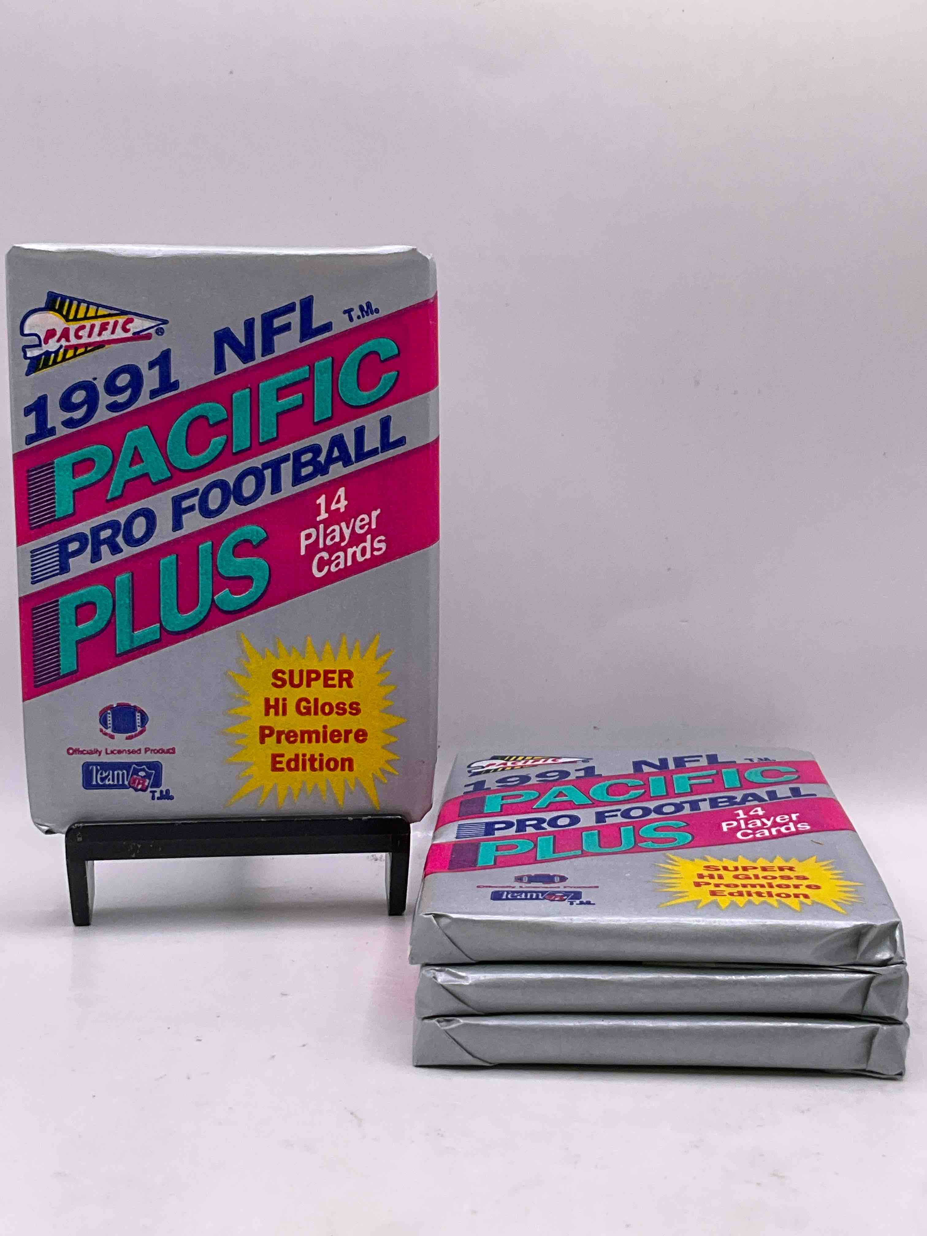 1991 Pacific Football, Something You Hardly Ever See! 1991 Pacific Football Sealed Card Pack, Direct From Original Retail Case. Search For Brett Favre Rookie, Early Barry Sanders, Jerry Rice & So Much More! Hard To Find!