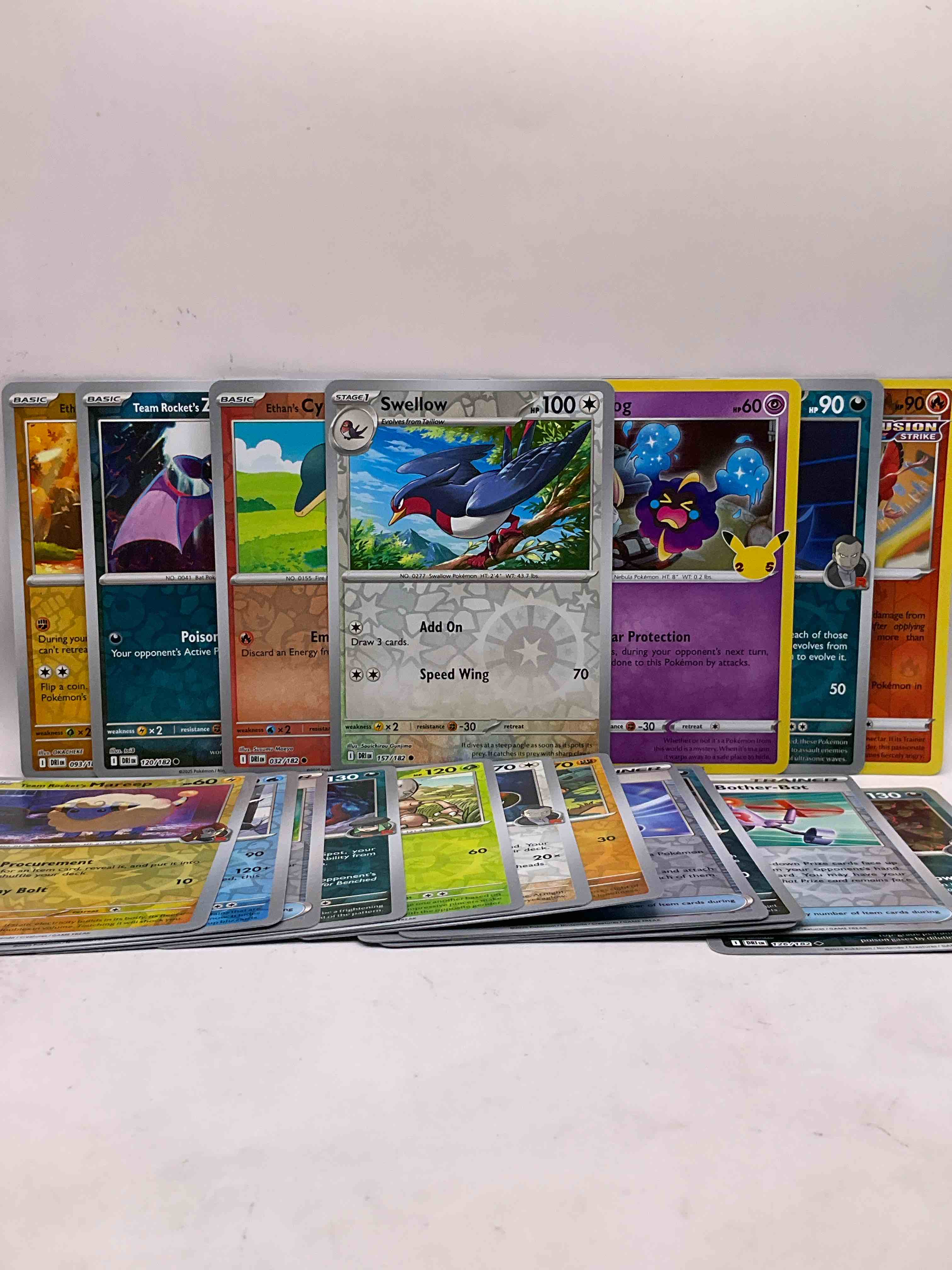 Holo Craziness! 20 Card Random Holo Pokemon Cards With Some Of Your Favorites! Get On The Pokemon Wave With These Rare & Super Cool Pokemon Holo Cards! 