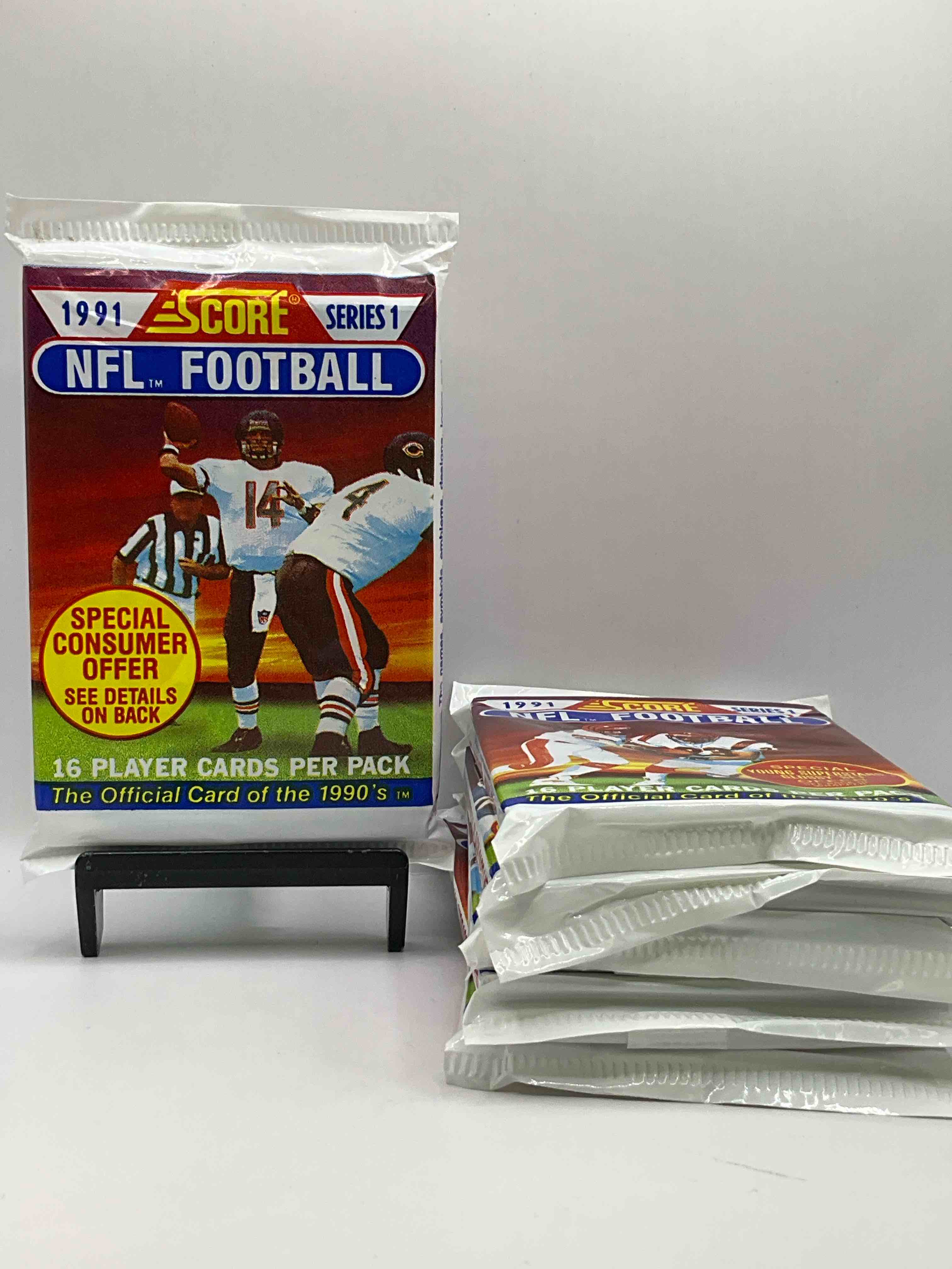 1991 NFL Score Football Sealed Card Pack, Direct From Original Retail Case! These Cards Are Sought After By Collectors For Their Awesome, Nostalgic Look. Search For Brett Favre Rookie, Early Jerry Rice, Early Emmit Smith, Joe Montana & So Much More!
