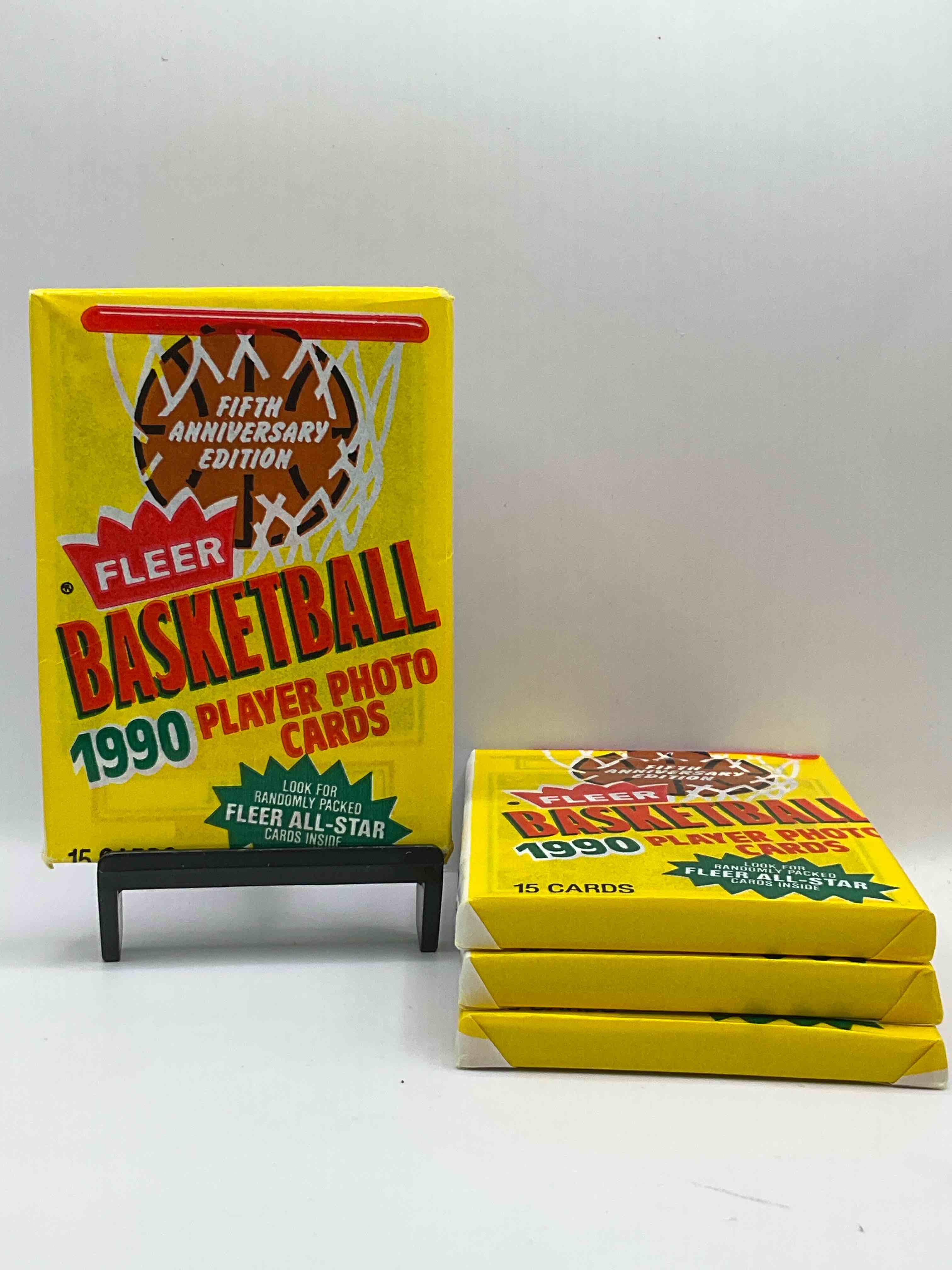 Michael Jordan On Top! 1990 Fleer Basketball Unopened Wax Packs Direct From Original Box! Search For Valuable Early Michael Jordan Cards! As Well As Other 80’s Stars!
