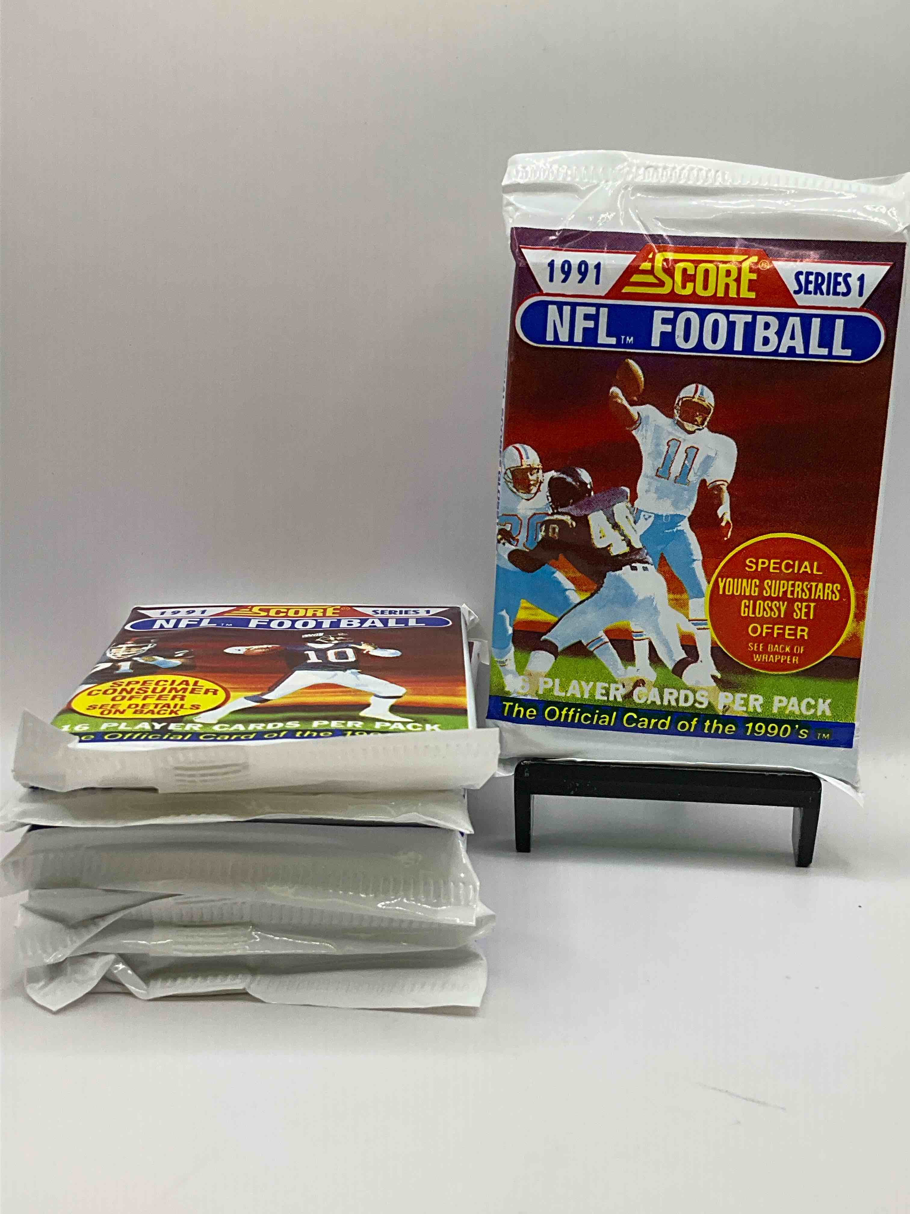 1991 NFL Score Football Sealed Card Pack, Direct From Original Retail Case! These Cards Are Sought After By Collectors For Their Awesome, Nostalgic Look. Search For Brett Favre Rookie, Early Jerry Rice, Early Emmit Smith, Joe Montana & So Much More!