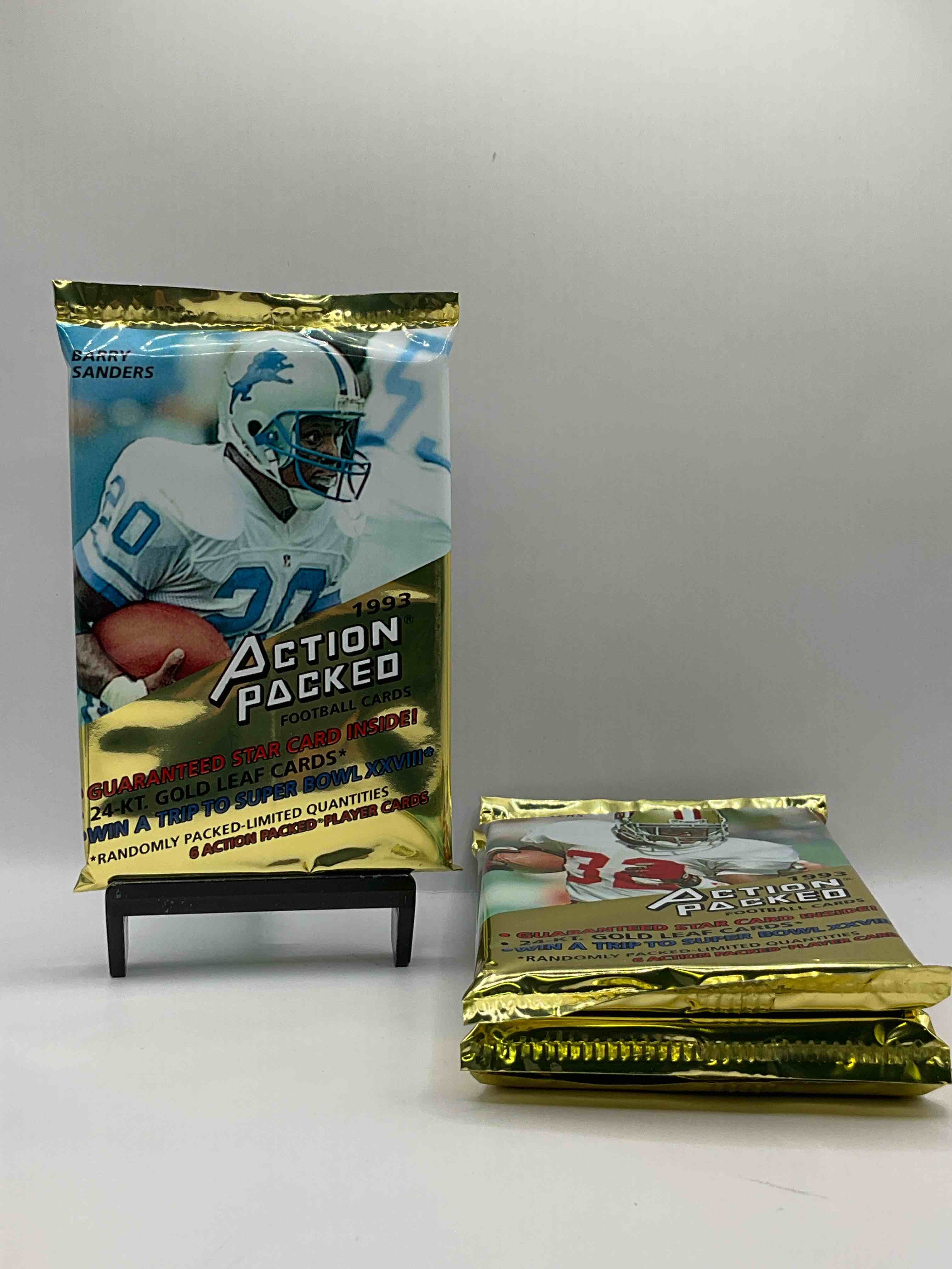 1993 NFL Action Packed! Guaranteed Star Card Inside! Possible 24k Gold Leaf Cards! Awesome NFL Packs! Search For Stars, Michael Irvin, Jerry Rice, Joe Montana, Bo Jackson, Barry Sanders & More!