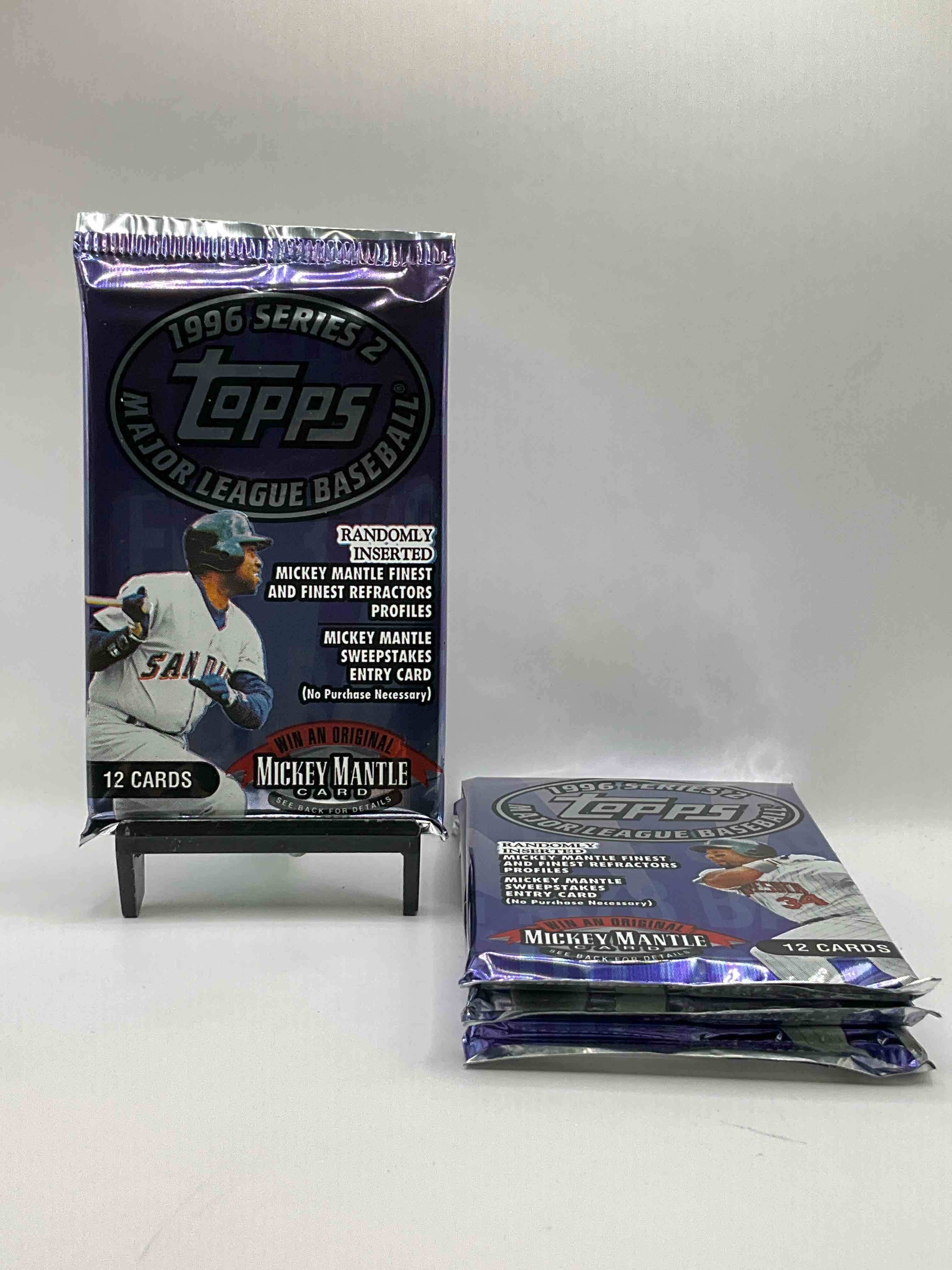 Randomly Inserted INSANE Mickey Mantle Finest Refractor Cards! No Way! 1996 Topps Series II Baseball Unopened Packs, Straight From Box! Search For Some Crazy Cards Like Chipper Jones MLB Second Year Card, Derek Jeter, Ken Griffey Jr & So Much More! 90’s Baseball Fans Rejoice! 