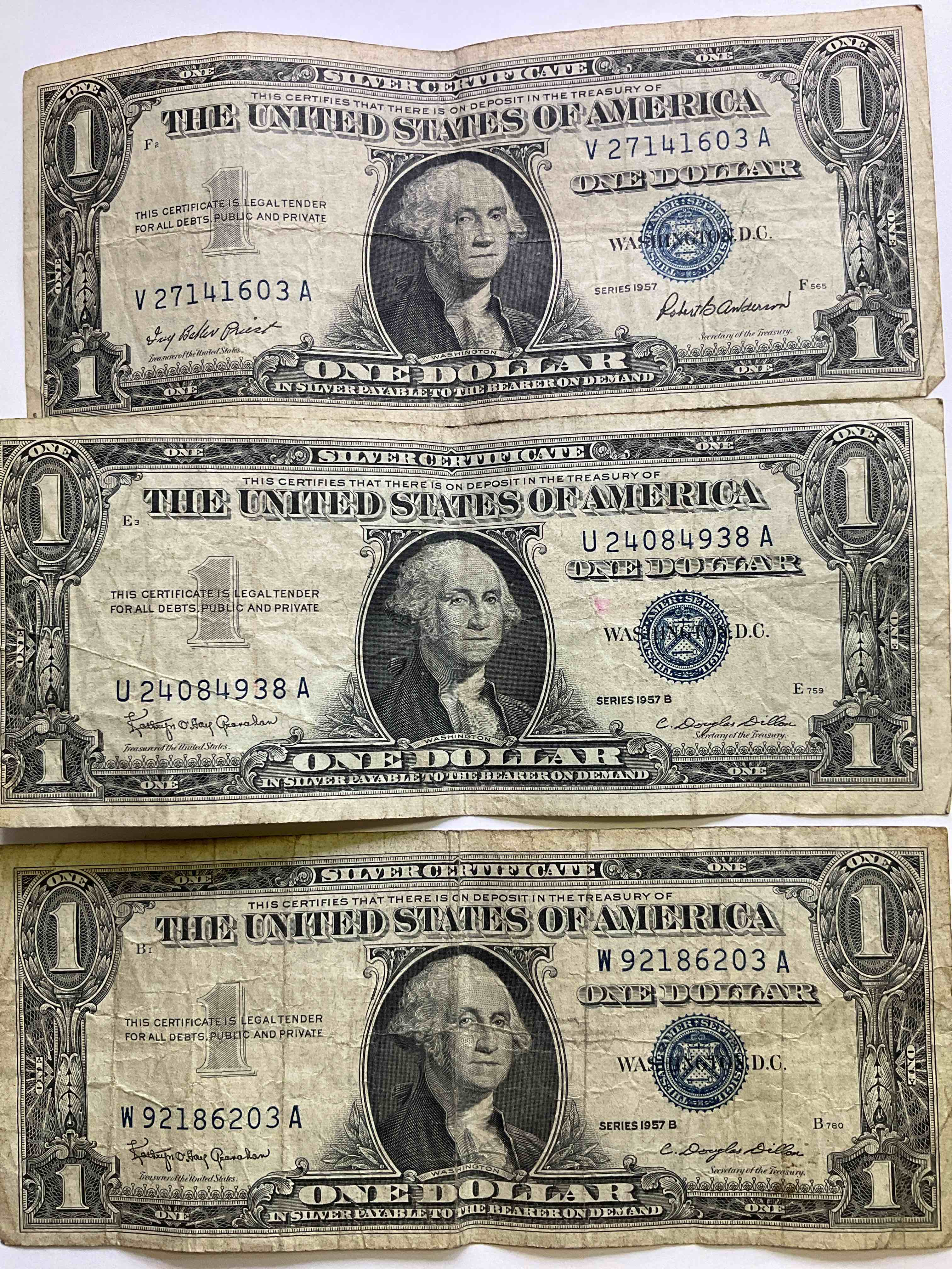 1957 Silver Certificates! Did You Know That Prior To 1964 One Dollar U.S. Paper Money Was Actually Redeemable For Silver Dollars?! Wow How Times Have Changed! Silver Certificates Were Produced From 1878 To 1964 & Are Still Considered Legal Tender At Face Value. Here Are Gorgeous, Circulated 1957 U.S. One Dollar Silver Certificate, With Highly Collectible "Blue Seal!* Own An Awesome Piece Of History!
