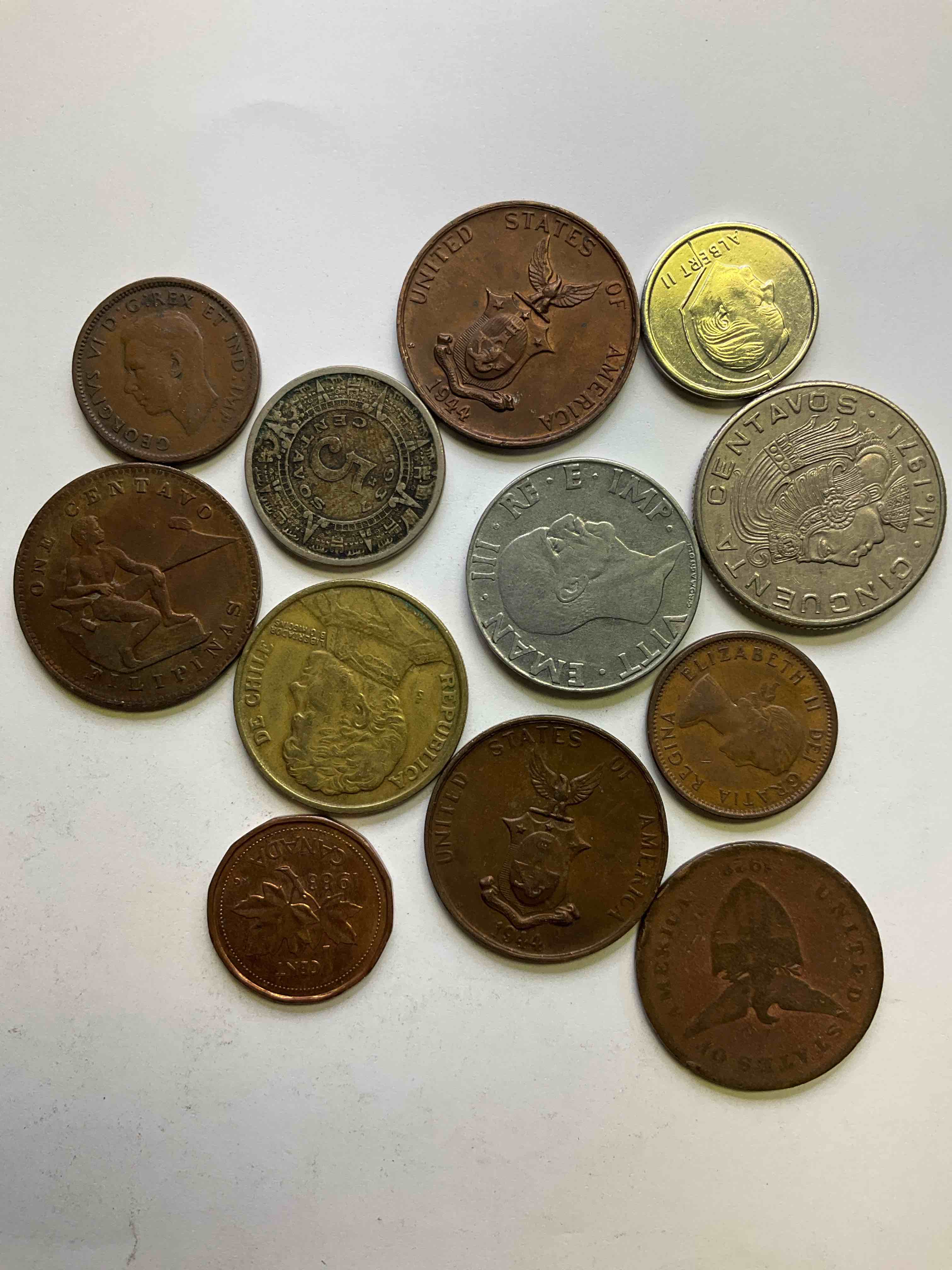 World Coins, Antique & Vintage! Each Lot Is Unique! Many Different Years, Countries, Sizes & Exotic Places. This Cool Collection Of Antique Coins From Around The World Is Loads Of Fun! Have Fun Identifying Each Coin & Country As A Great Educational Tool! A Great Investment Too!