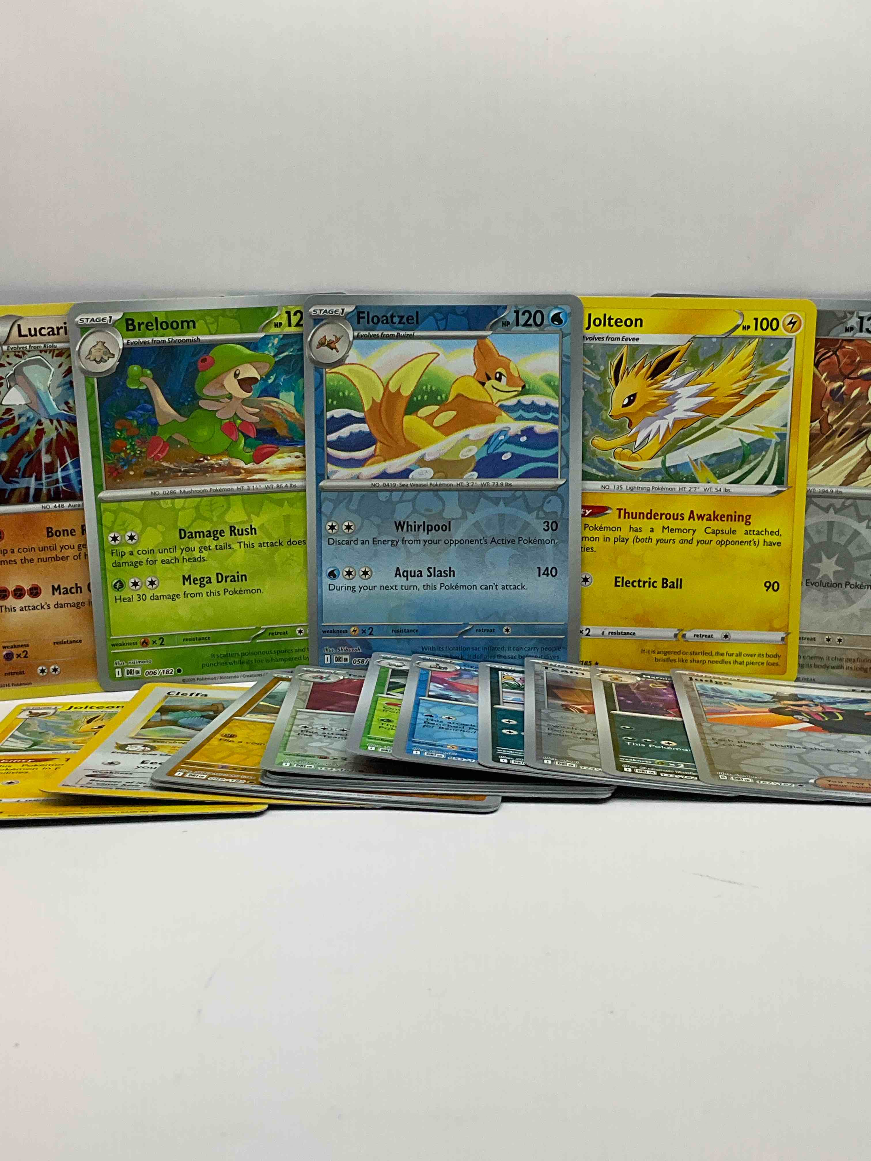 Holo Craziness! 20 Card Random Holo Pokemon Cards With Some Of Your Favorites! Get On The Pokemon Wave With These Rare & Super Cool Pokemon Holo Cards! 