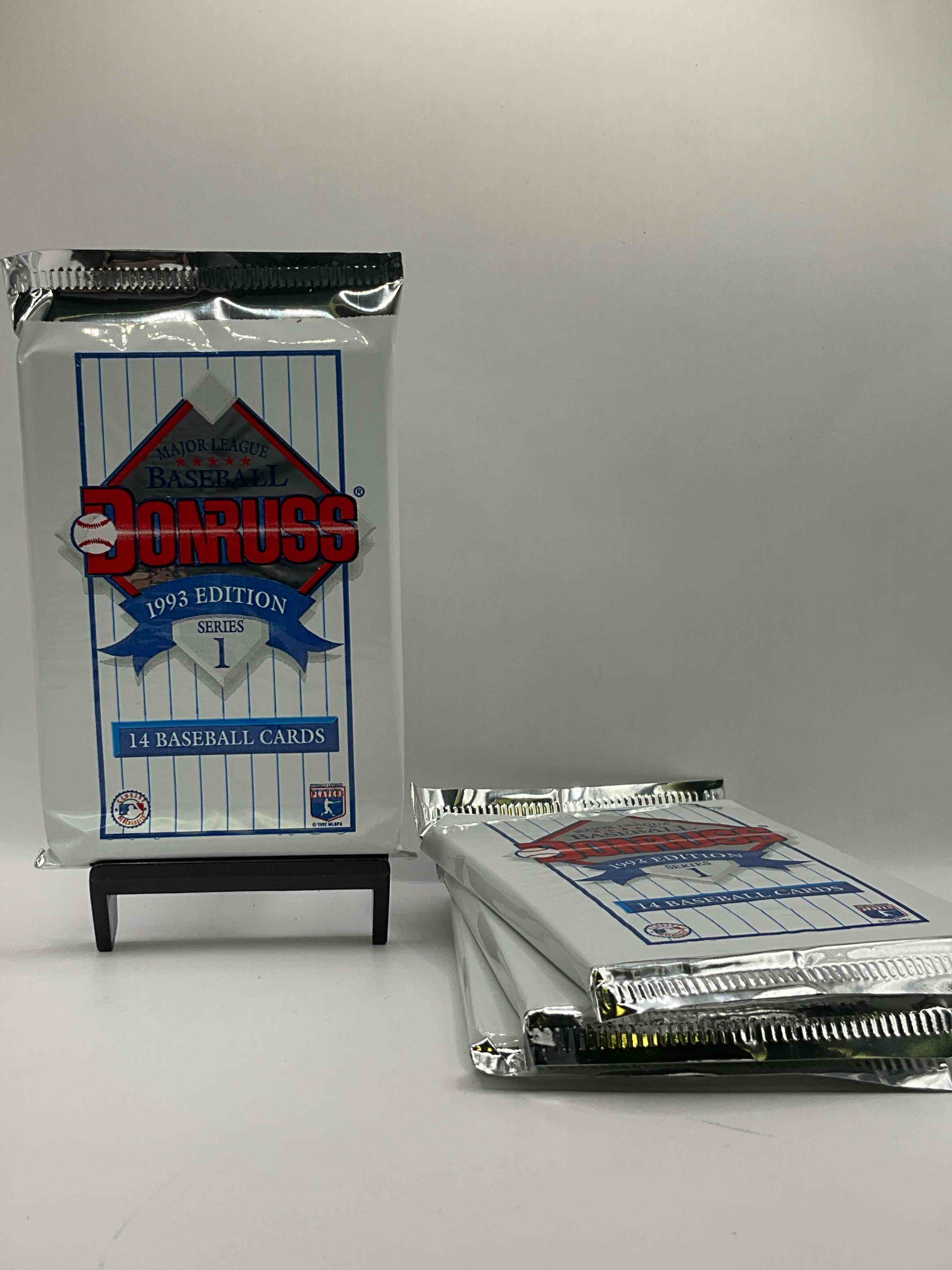 Great Year! 1993 Donruss Baseball Unopened Baseball Card Packs, Direct From Original Sealed Retail Case! Search For Valuable Rated Rookie Cards From Chipper Jones (PSA 10 $150+) & Mike Piazza, Early Ken Griffey Jr. & So Much More!