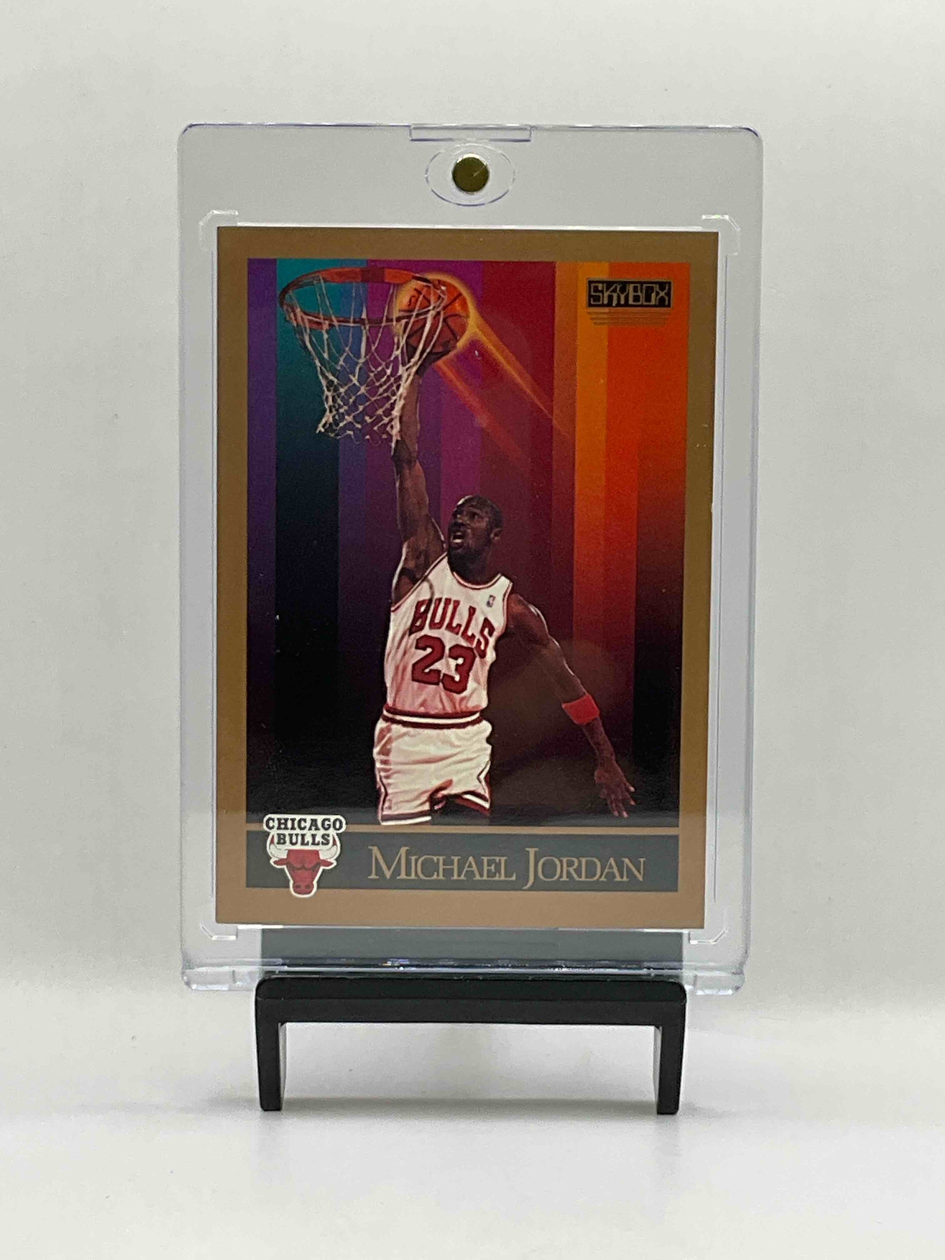 Michael Jordan! 1990 Skybox 50 Card Basketball! The BEST Cards From The Year! Michael Jordan, Magic Johnson, Larry Bird, Scottie Pippen, David Robinson, Charles Barkley, Akeem Olajuwon, Karl Malone, Clyde Drexler & More! All Stars, Hall Of Famers, Champions & More, The Perfect Mix Of Miscellaneous ‘90 NBA Variety! 
