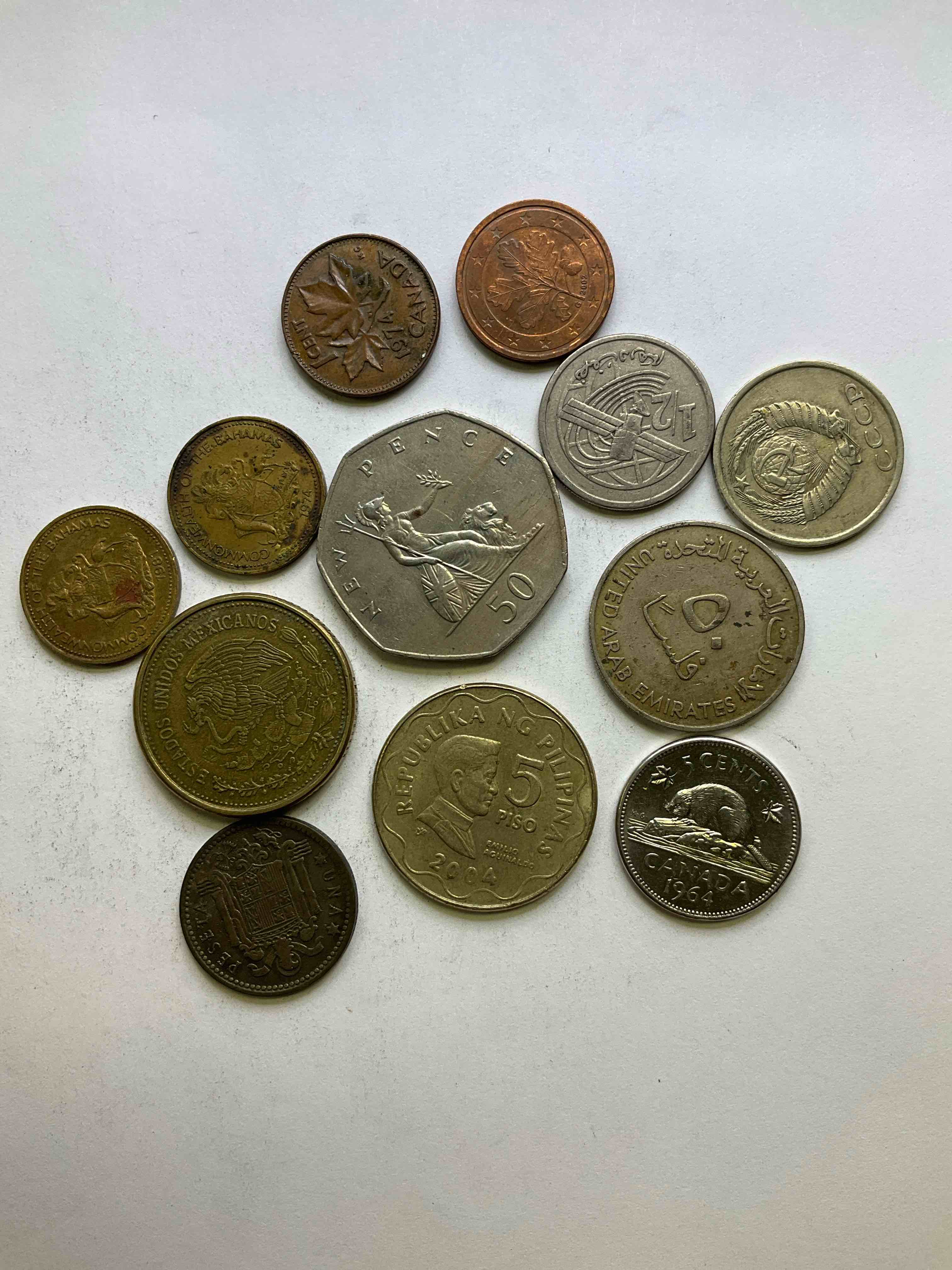 World Coins, Antique & Vintage! Each Lot Is Unique! Many Different Years, Countries, Sizes & Exotic Places. This Cool Collection Of Antique Coins From Around The World Is Loads Of Fun! Have Fun Identifying Each Coin & Country As A Great Educational Tool! A Great Investment Too!
