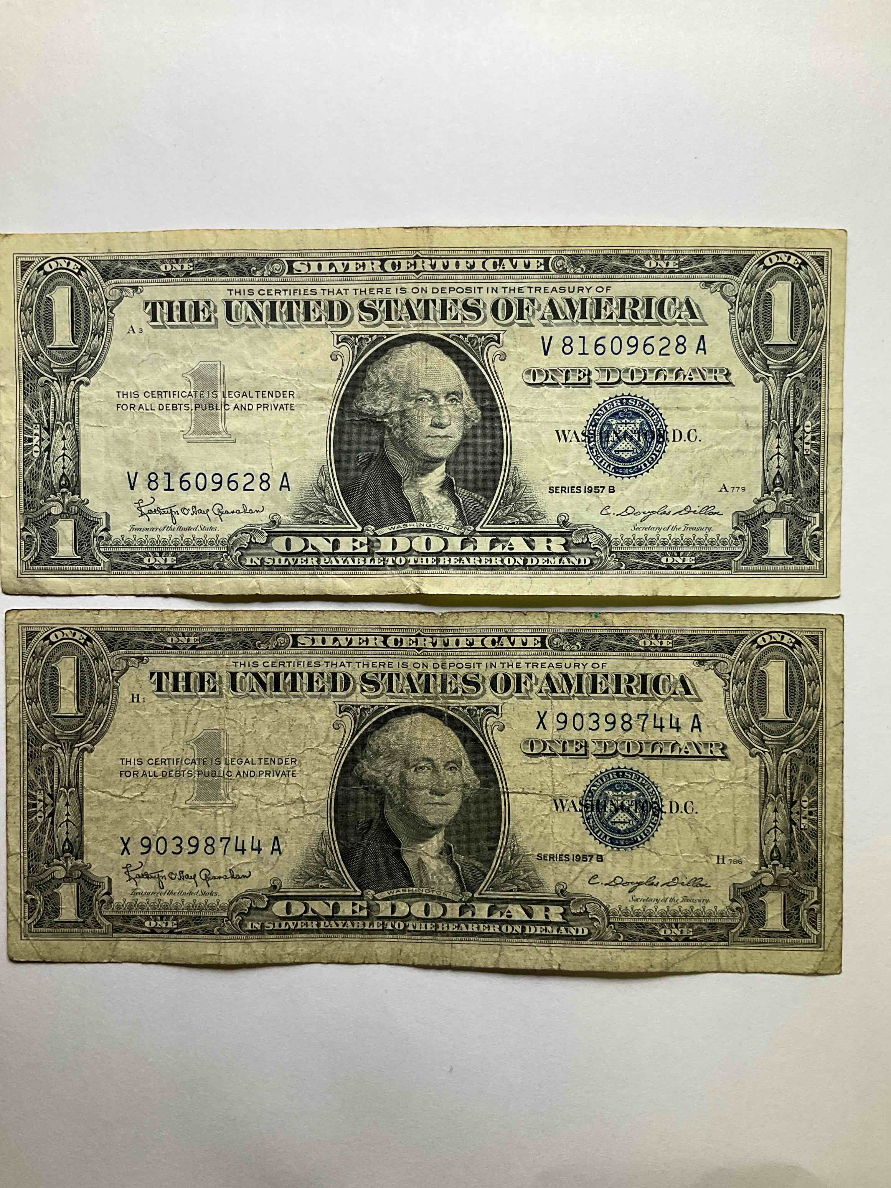 1957 Silver Certificates! Did You Know That Prior To 1964 One Dollar U.S. Paper Money Was Actually Redeemable For Silver Dollars?! Wow How Times Have Changed! Silver Certificates Were Produced From 1878 To 1964 & Are Still Considered Legal Tender At Face Value. Here Are Gorgeous, Circulated 1957 U.S. One Dollar Silver Certificate, With Highly Collectible "Blue Seal!* Own An Awesome Piece Of History!