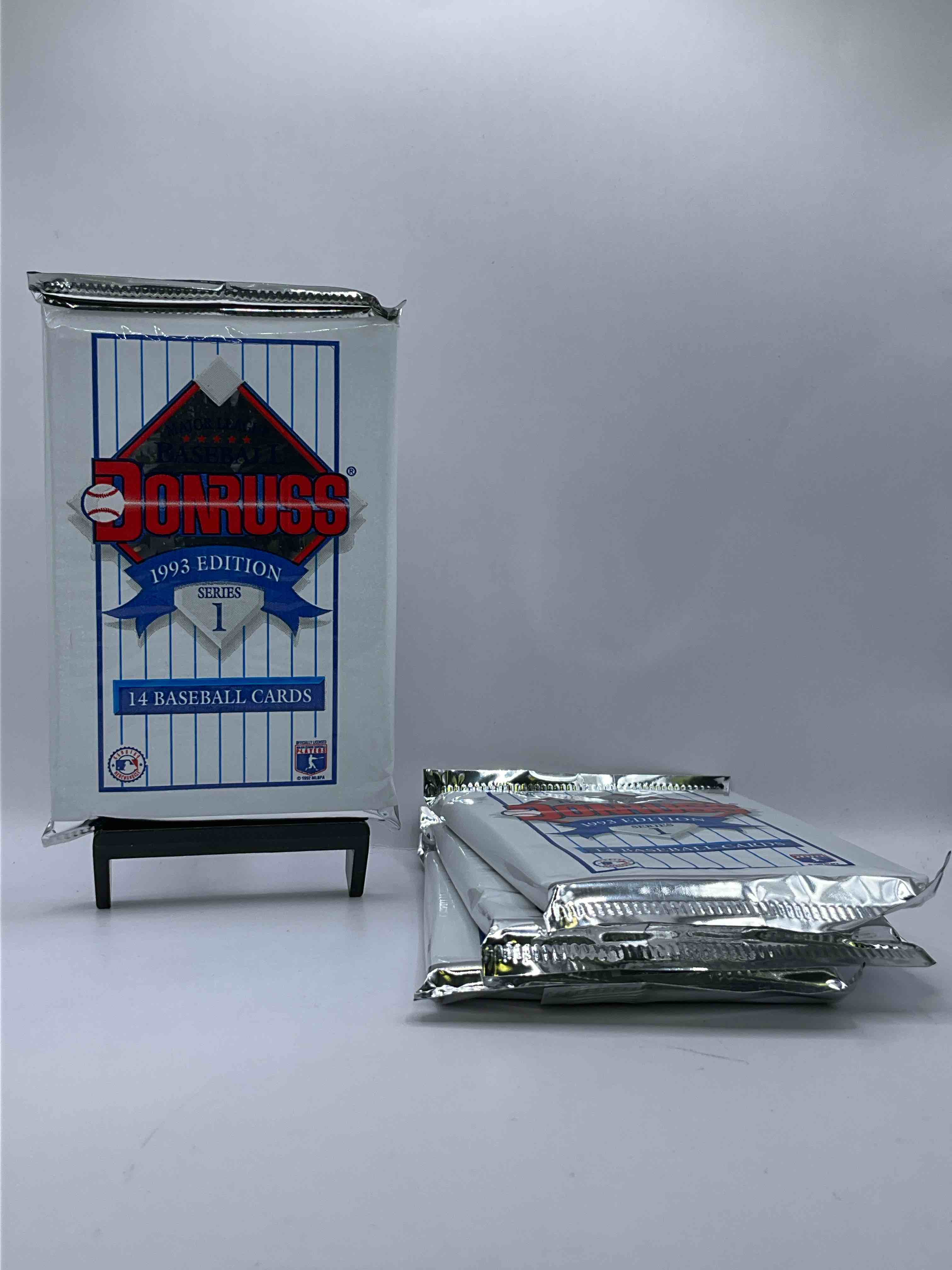 Great Year! 1993 Donruss Baseball Unopened Baseball Card Packs, Direct From Original Sealed Retail Case! Search For Valuable Rated Rookie Cards From Chipper Jones (PSA 10 $150+) & Mike Piazza, Early Ken Griffey Jr. & So Much More!