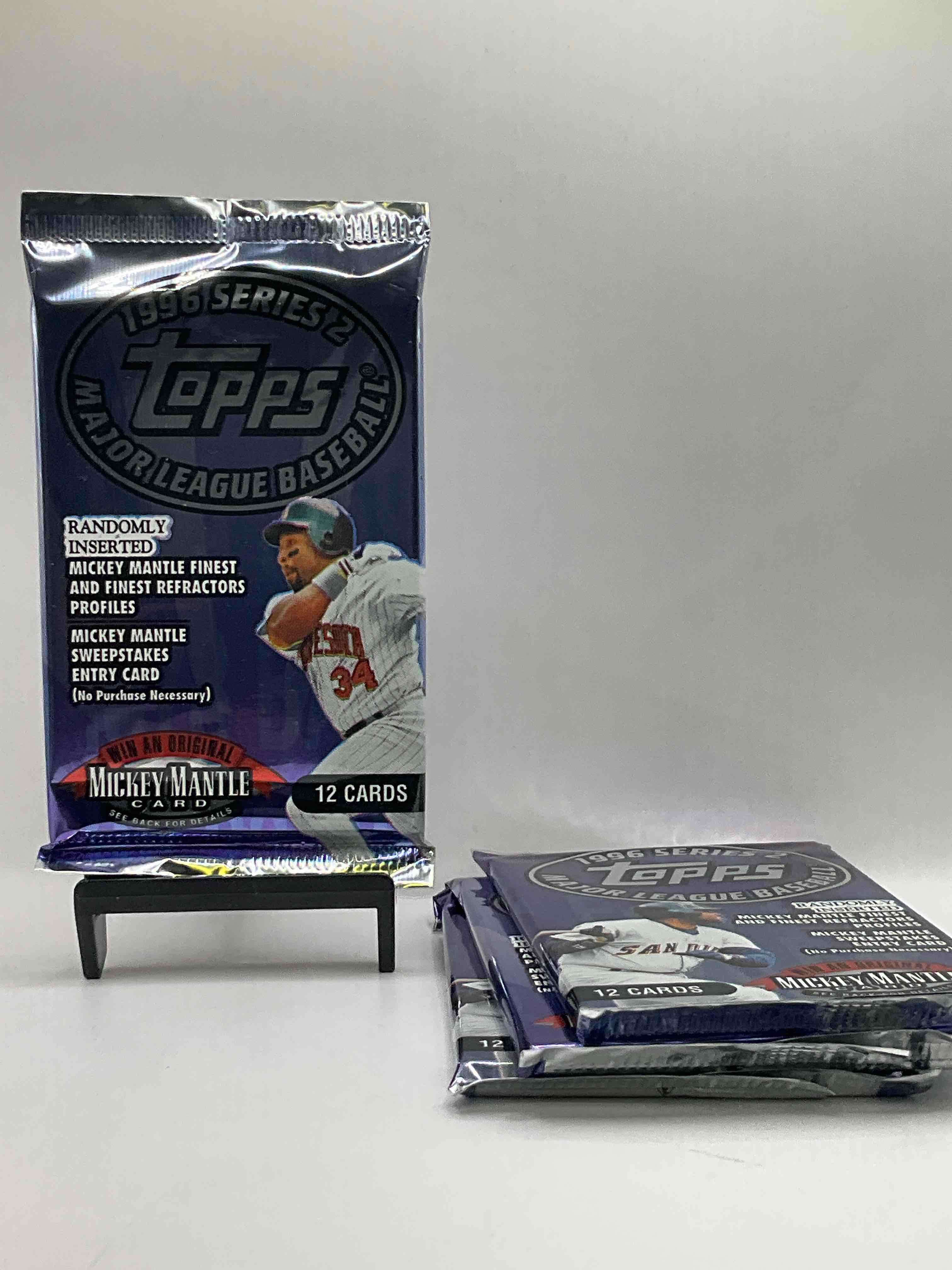 Randomly Inserted INSANE Mickey Mantle Finest Refractor Cards! No Way! 1996 Topps Series II Baseball Unopened Packs, Straight From Box! Search For Some Crazy Cards Like Chipper Jones MLB Second Year Card, Derek Jeter, Ken Griffey Jr & So Much More! 90’s Baseball Fans Rejoice! 