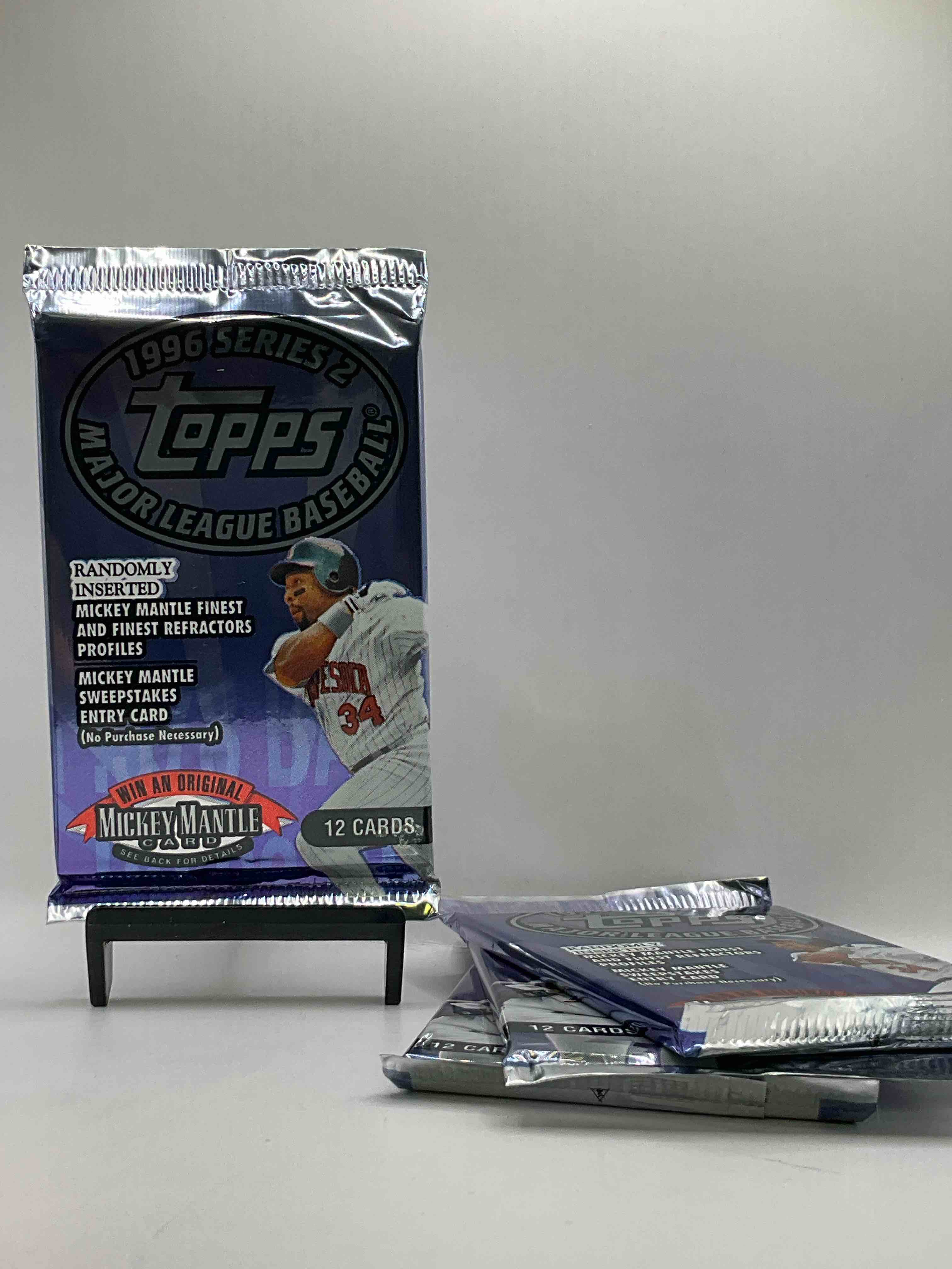 Randomly Inserted INSANE Mickey Mantle Finest Refractor Cards! No Way! 1996 Topps Series II Baseball Unopened Packs, Straight From Box! Search For Some Crazy Cards Like Chipper Jones MLB Second Year Card, Derek Jeter, Ken Griffey Jr & So Much More! 90’s Baseball Fans Rejoice! 