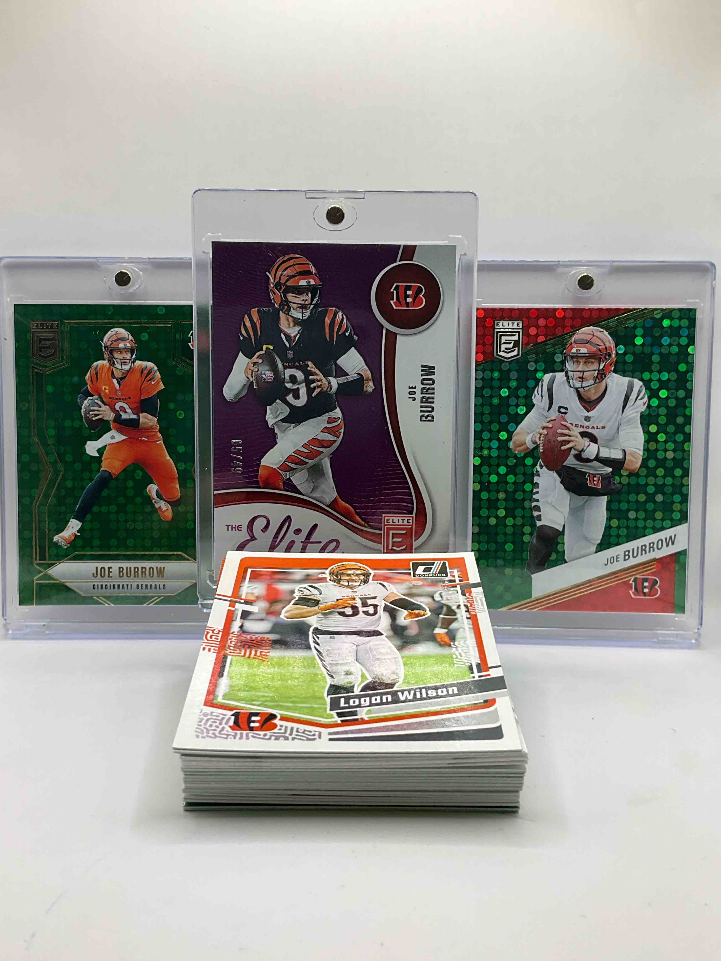 Bengals Collector’s Rejoice! Joe Burrow The Elite Card /49 & Elite Sparkle Disco Combo! New Bengals! Perfect For The Start Of The Season! 25 Card Bengals Bonanza! Wow!