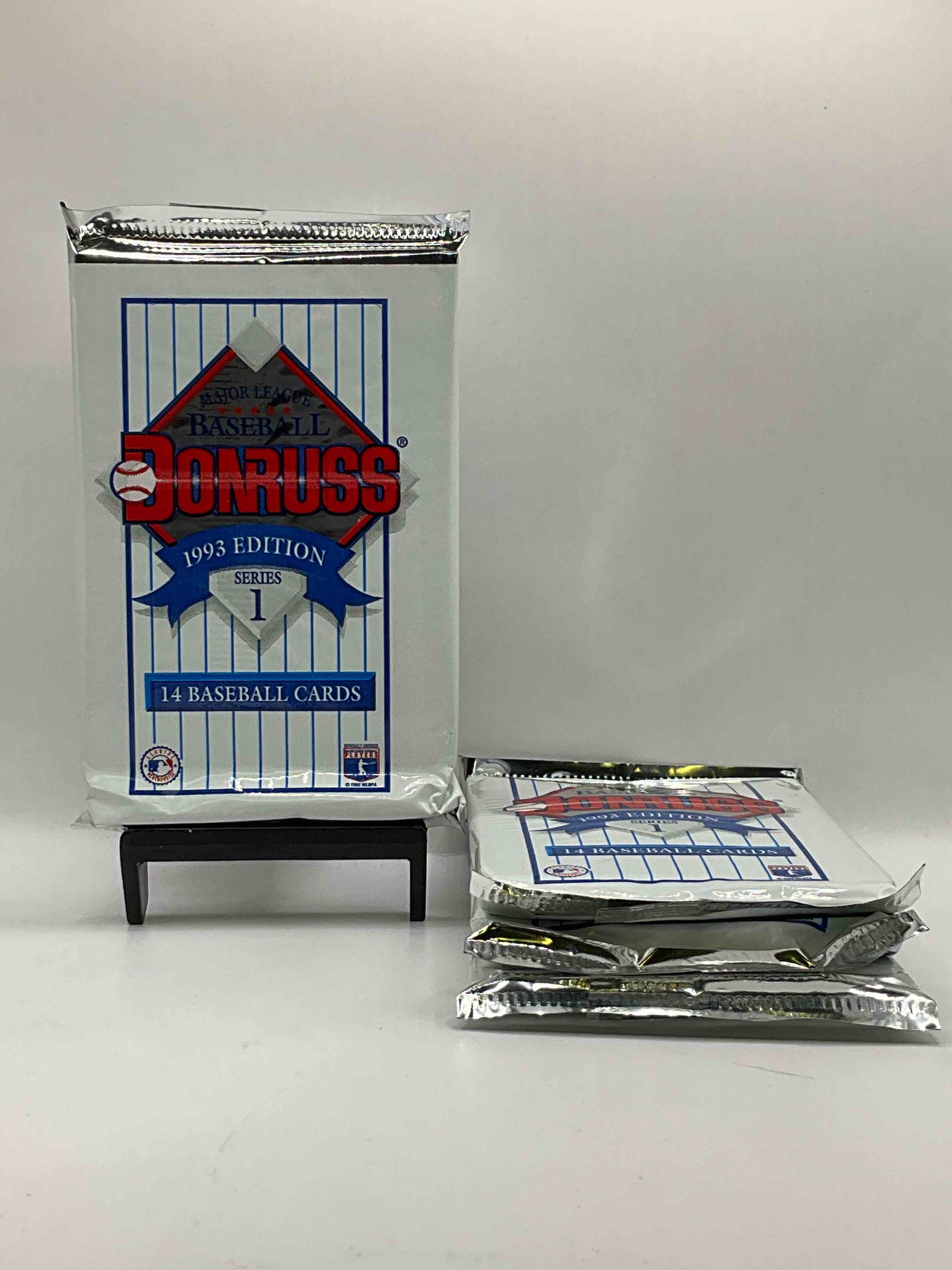 Great Year! 1993 Donruss Baseball Unopened Baseball Card Packs, Direct From Original Sealed Retail Case! Search For Valuable Rated Rookie Cards From Chipper Jones (PSA 10 $150+) & Mike Piazza, Early Ken Griffey Jr. & So Much More!