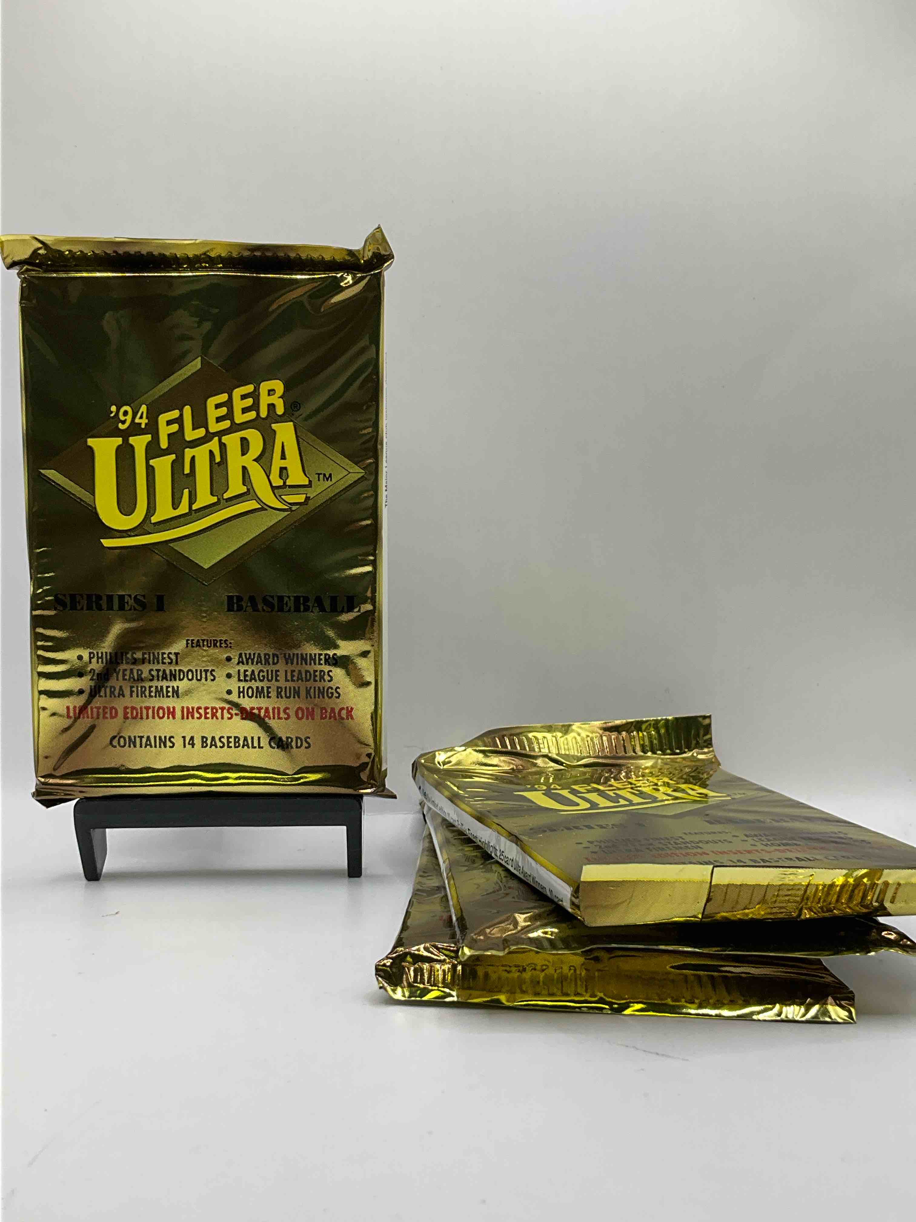 Special Limited Edition Inserts! 1994 Fleer Baseball Unopened Packs! These Packs Have The Possibility Of Containing Rare League Leaders, Phillies, Home Run & Other Special Edition Inserts! Wow! Search For Griffey Jr & More!