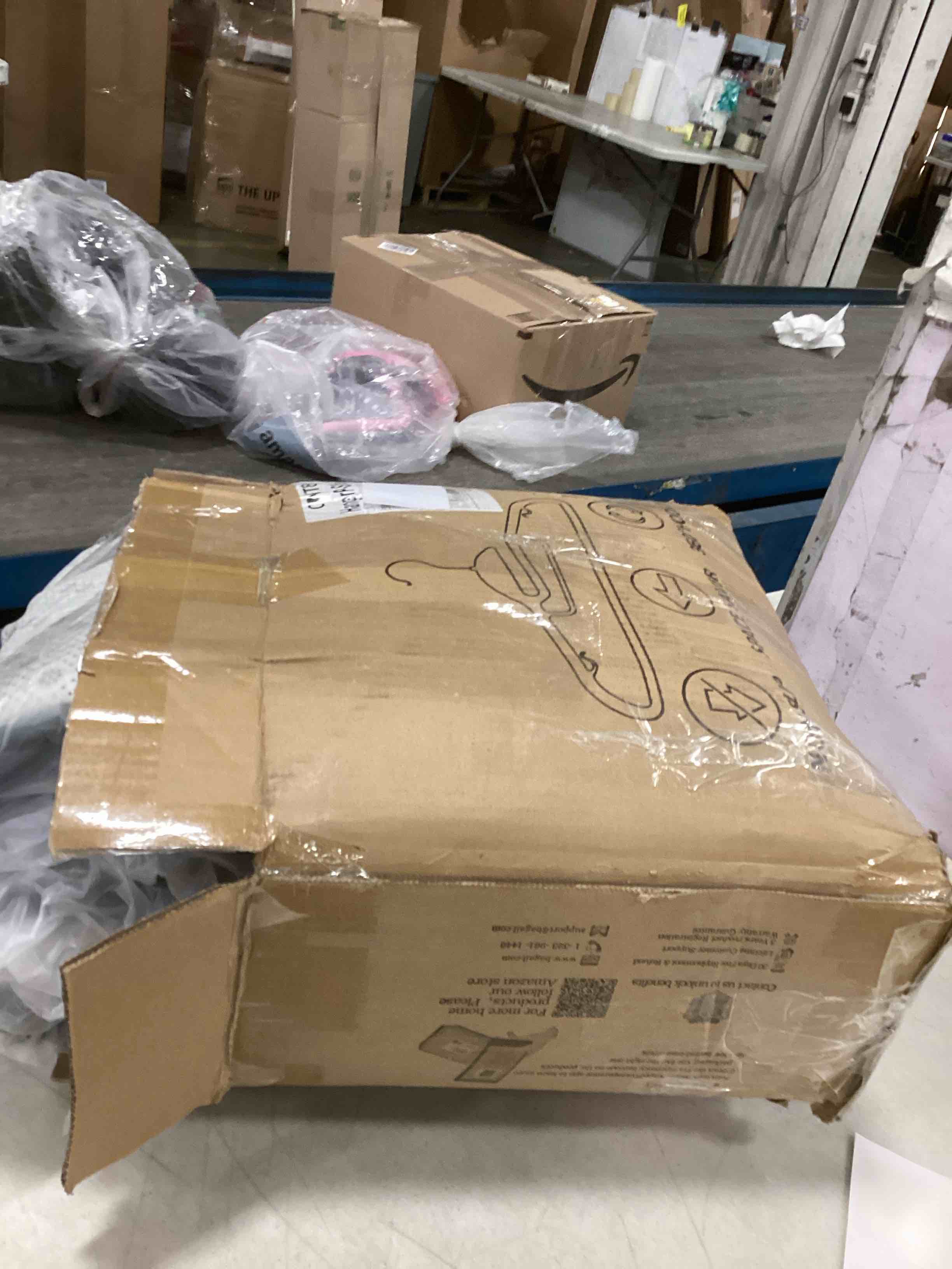 https://s3.amazonaws.com/lotting-images-prod/bidfta/BRN2247164_1739795811992.jpeg