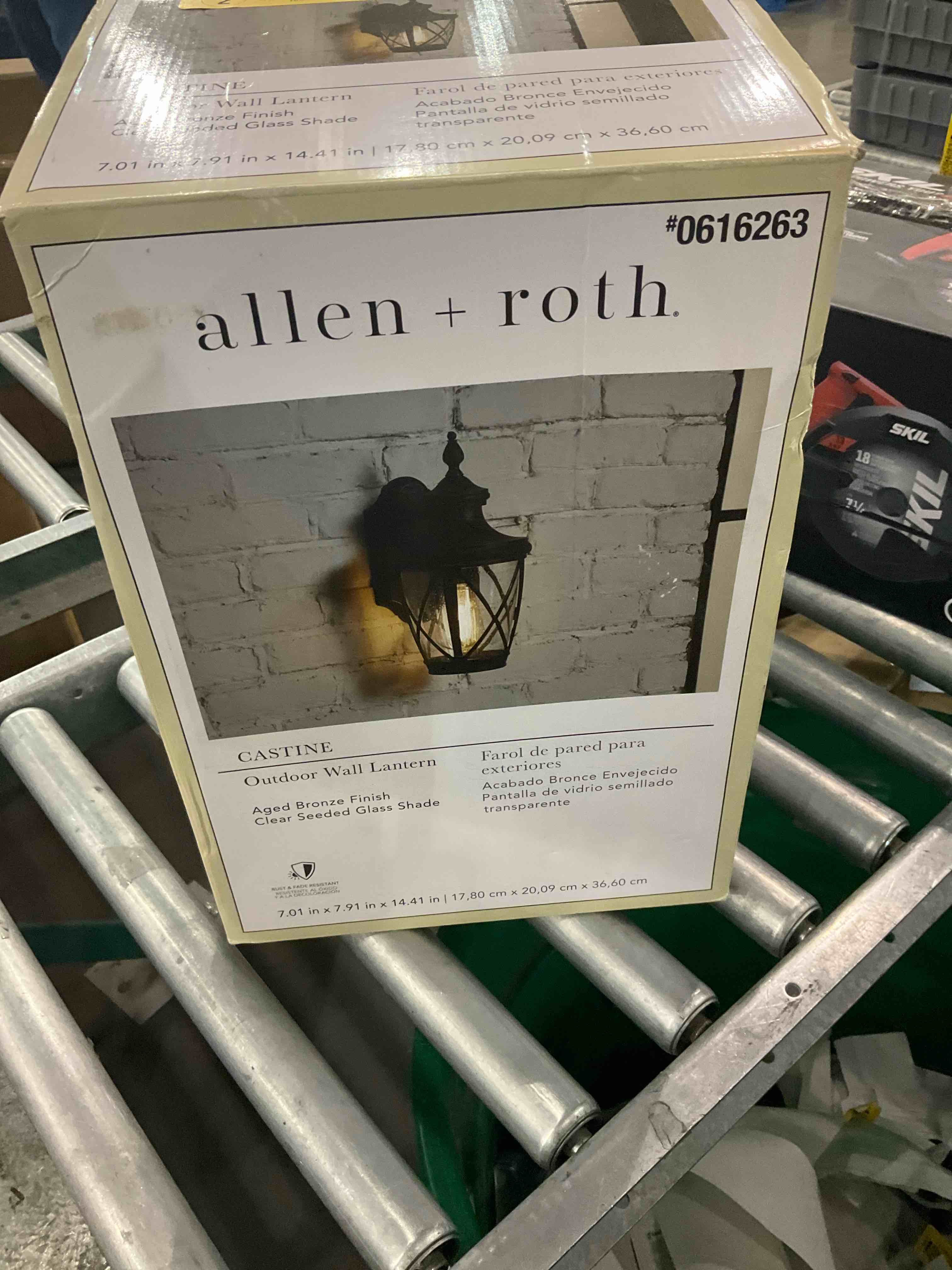 outdoor wall lantern