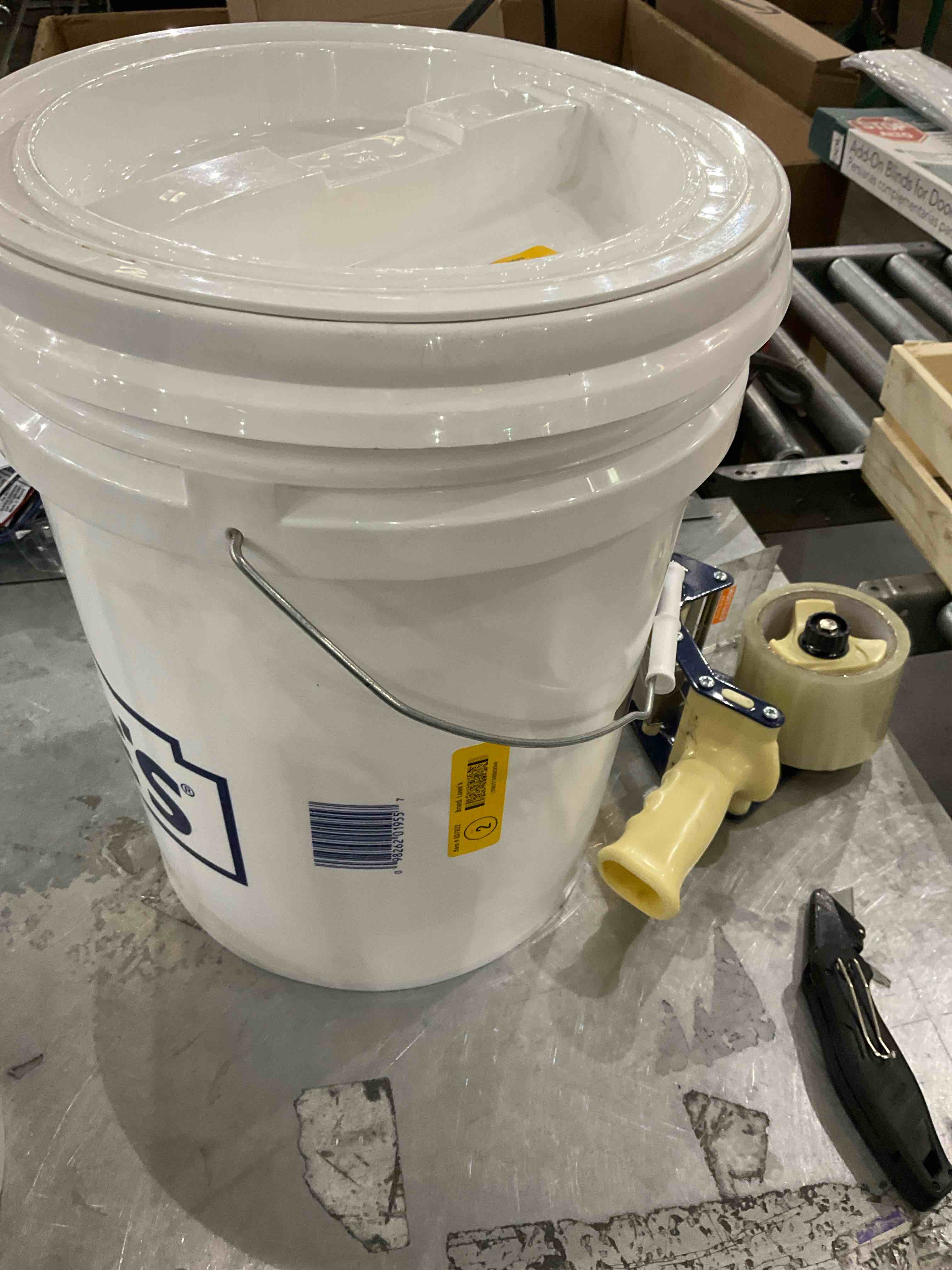 Lowe’s bucket