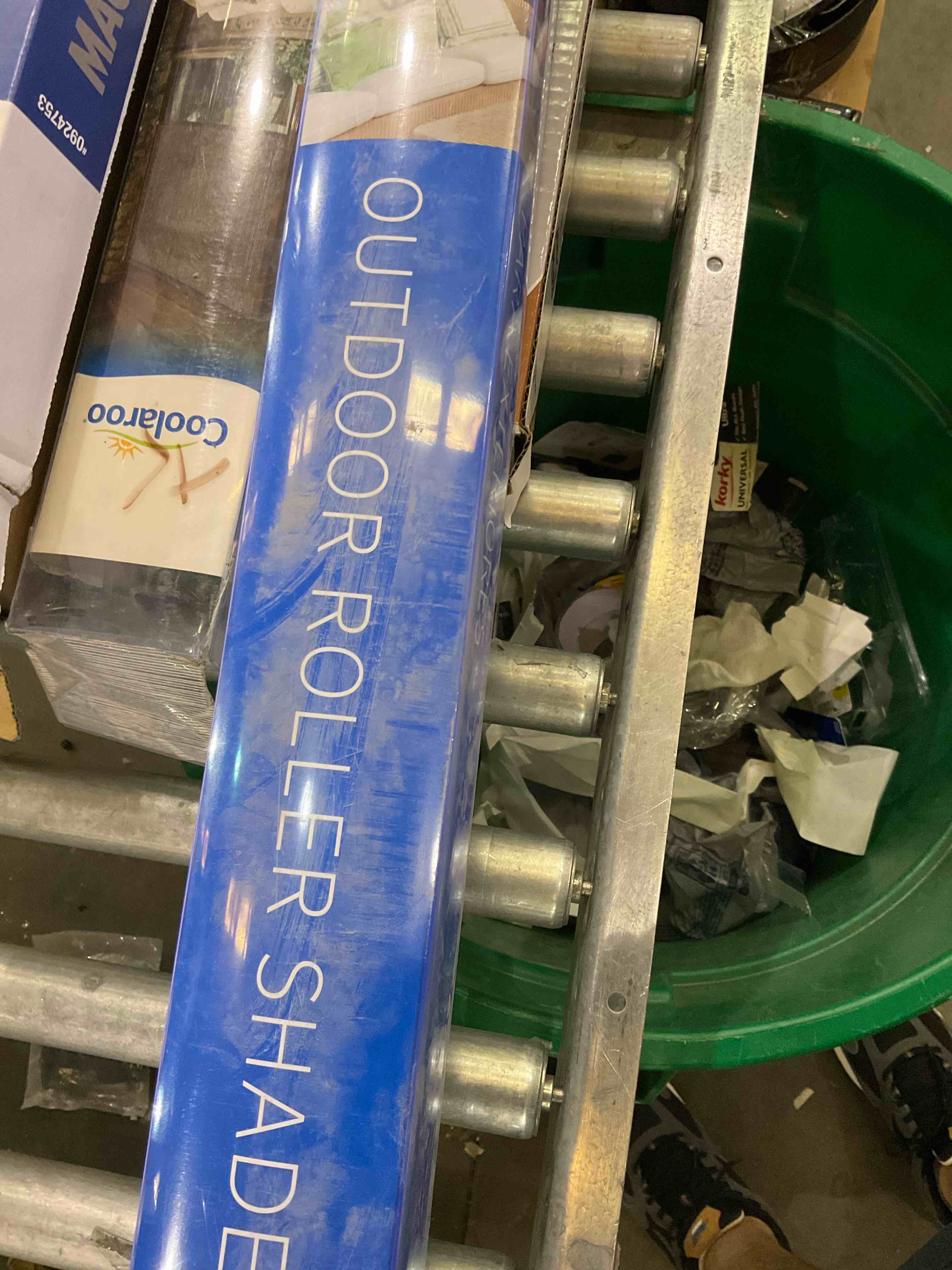 outdoor roller shade