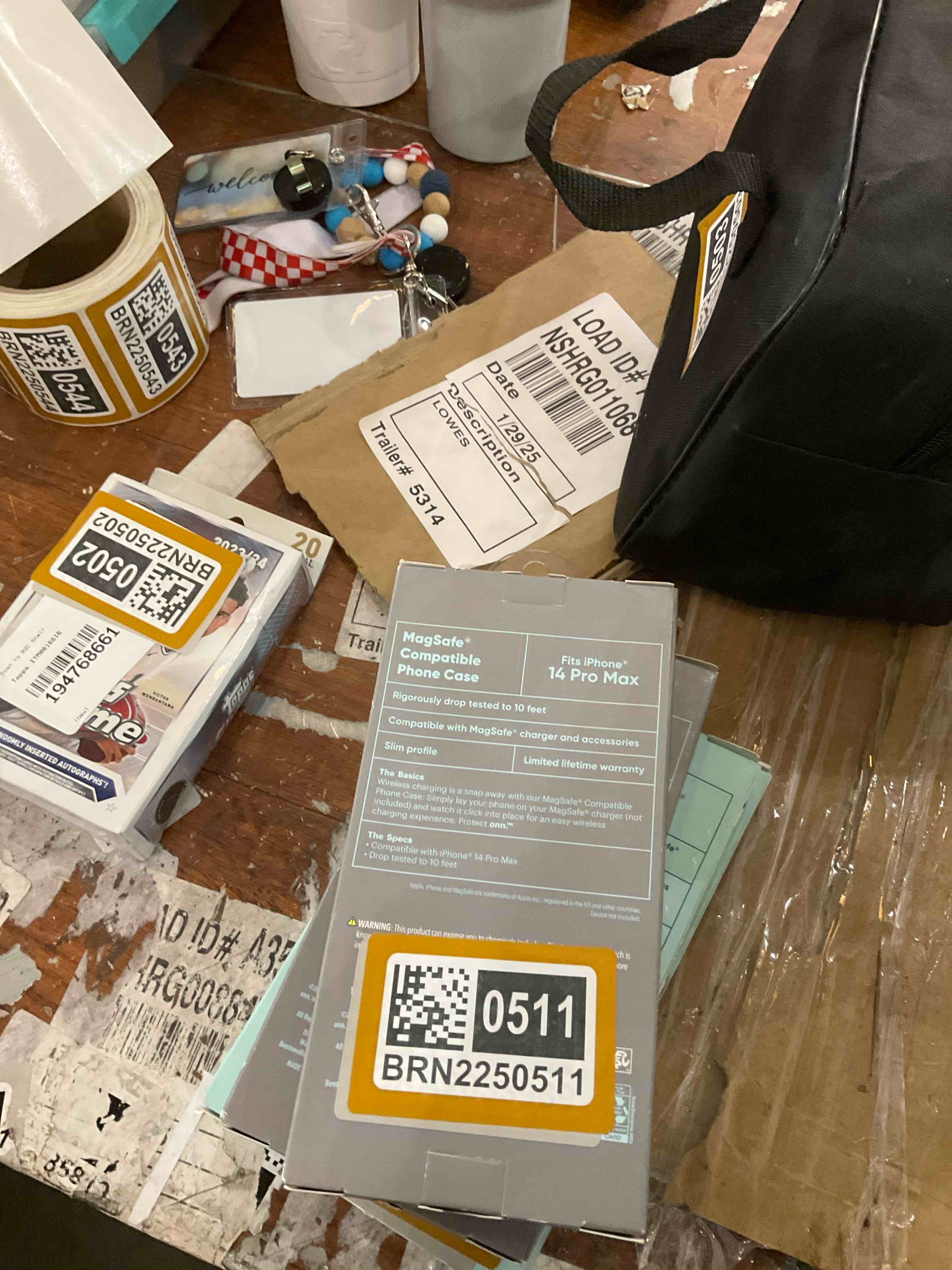 ESR for iPhone 14 Case/iPhone 13 Case, Compatible with MagSafe, Shockproof Military-Grade Protection, Magnetic Phone Case for iPhone 14/13, Classic Hybrid Case (HaloLock), Clear