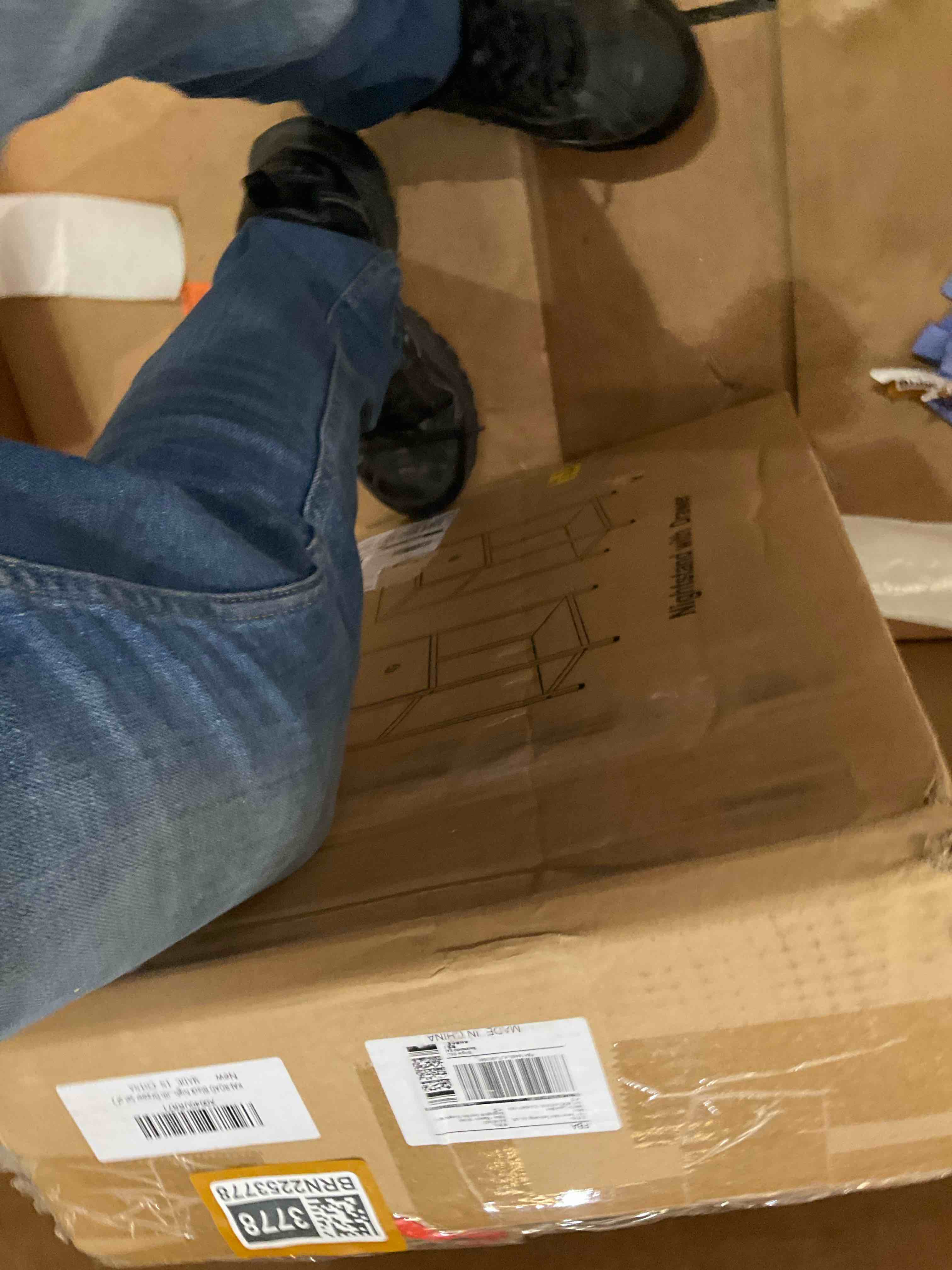 https://s3.amazonaws.com/lotting-images-prod/bidfta/BRN2253778_1741971569757.jpeg
