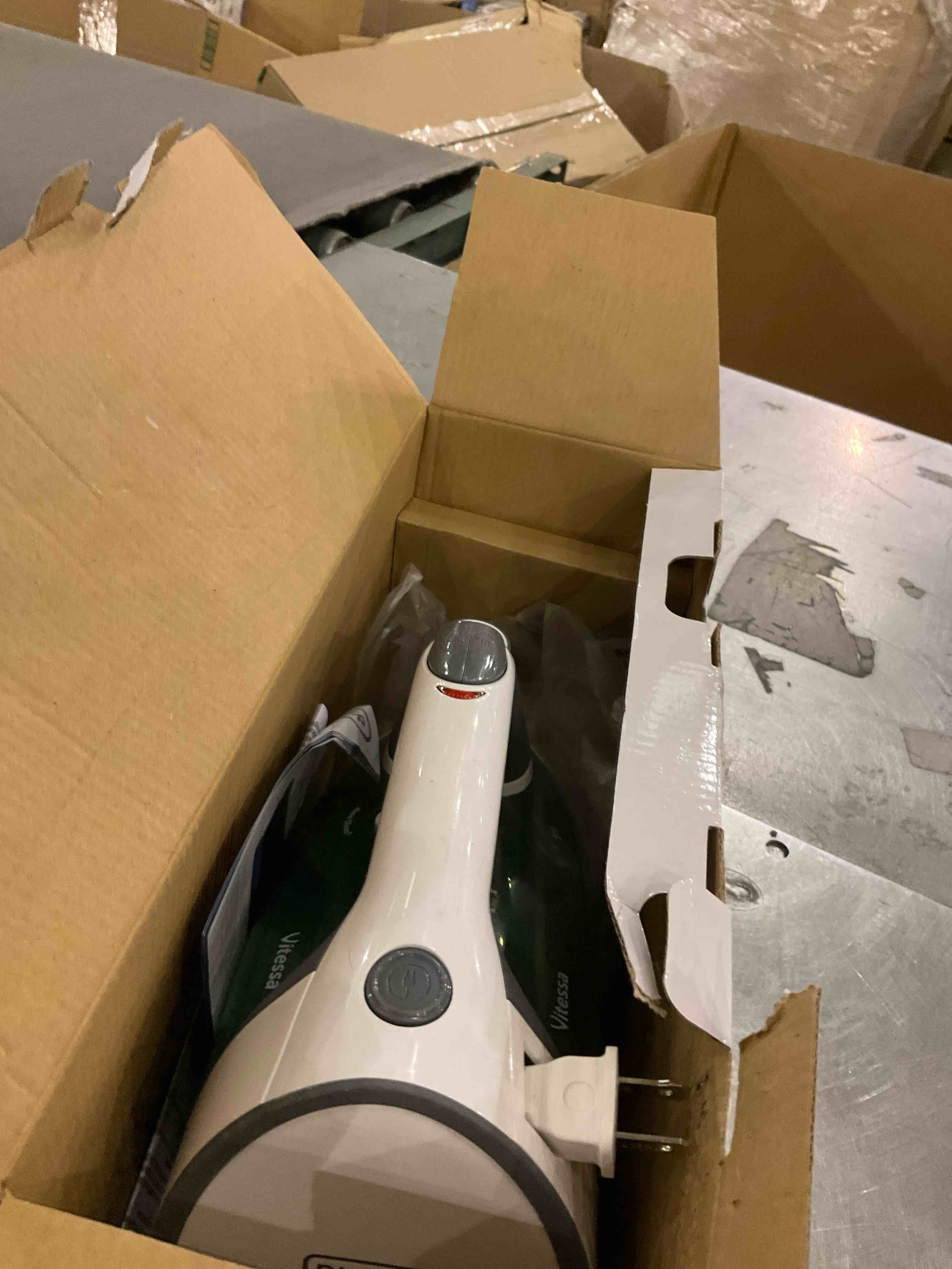 https://s3.amazonaws.com/lotting-images-prod/bidfta/BRN2255306_1740662432107.jpeg