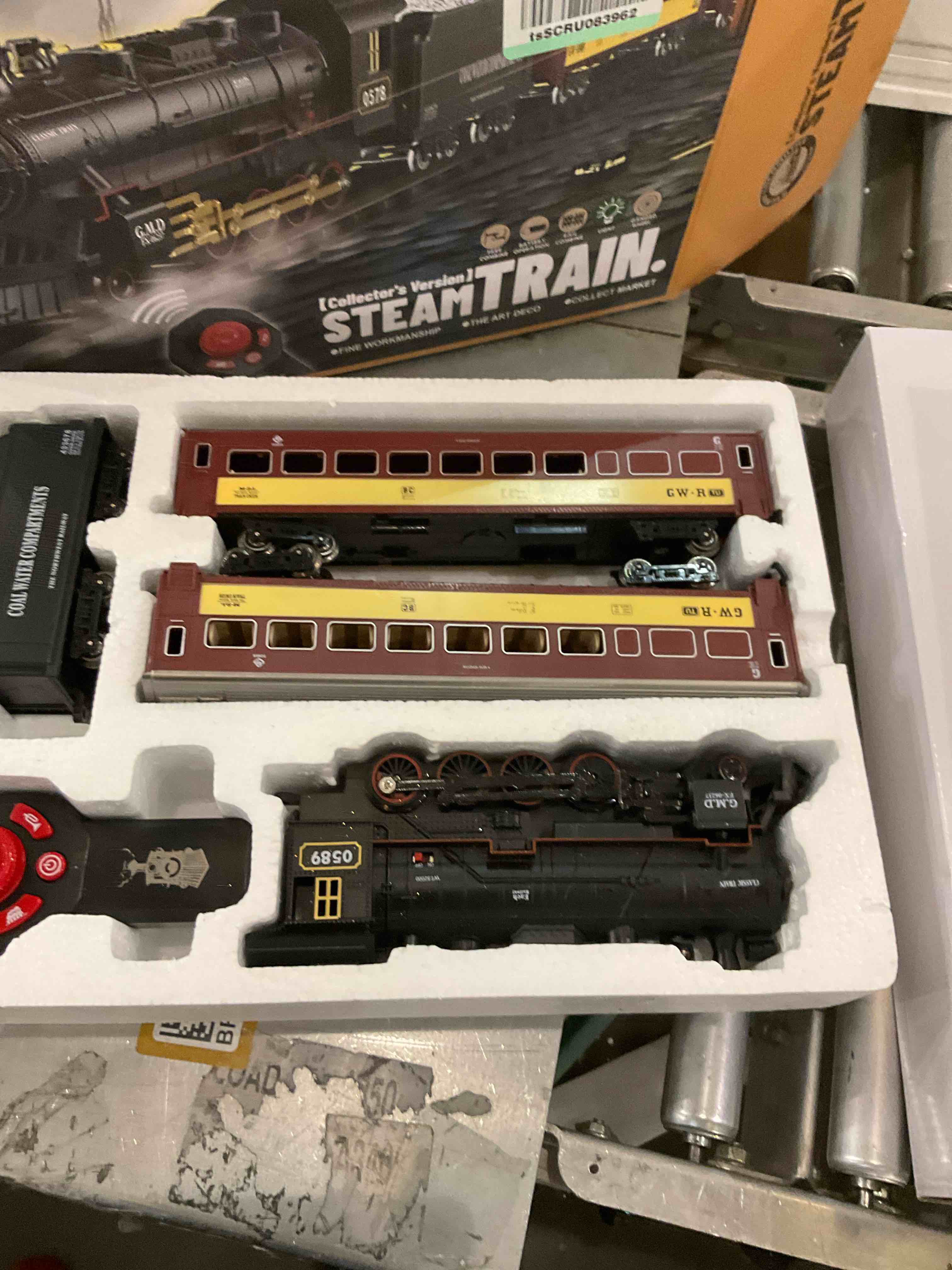 Hot Bee Train Set for Boys, Alloy Remote Control Train Sets with Steam Locomotive, Light Up Cars and Tracks, Electric Trains Set Toys for Toddler Kids, Christmas Toys Gifts for 3 4 5 6 7 8+ Year Old Alloy Steel