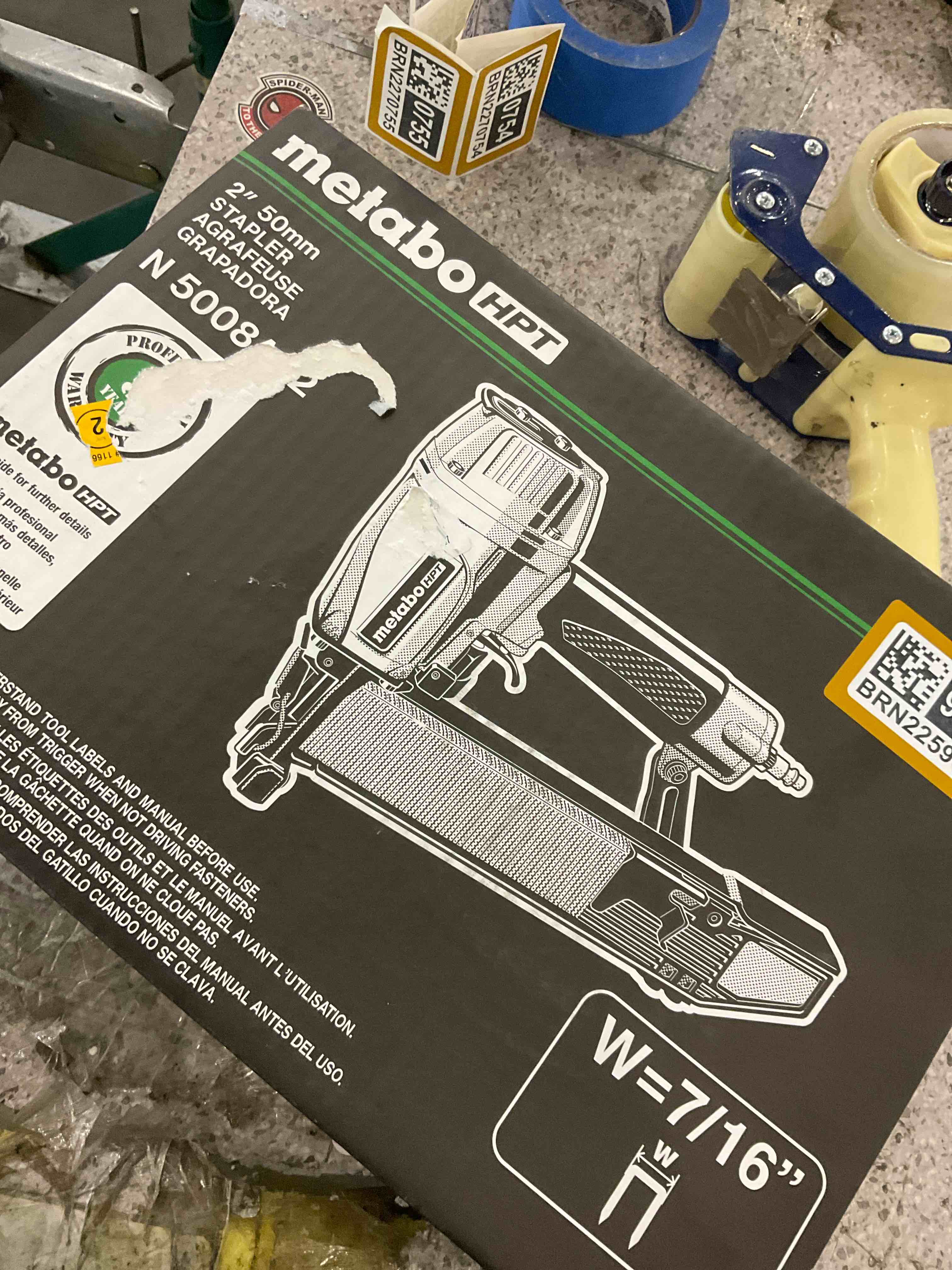 https://s3.amazonaws.com/lotting-images-prod/bidfta/BRN2259614_1741607151353.jpeg
