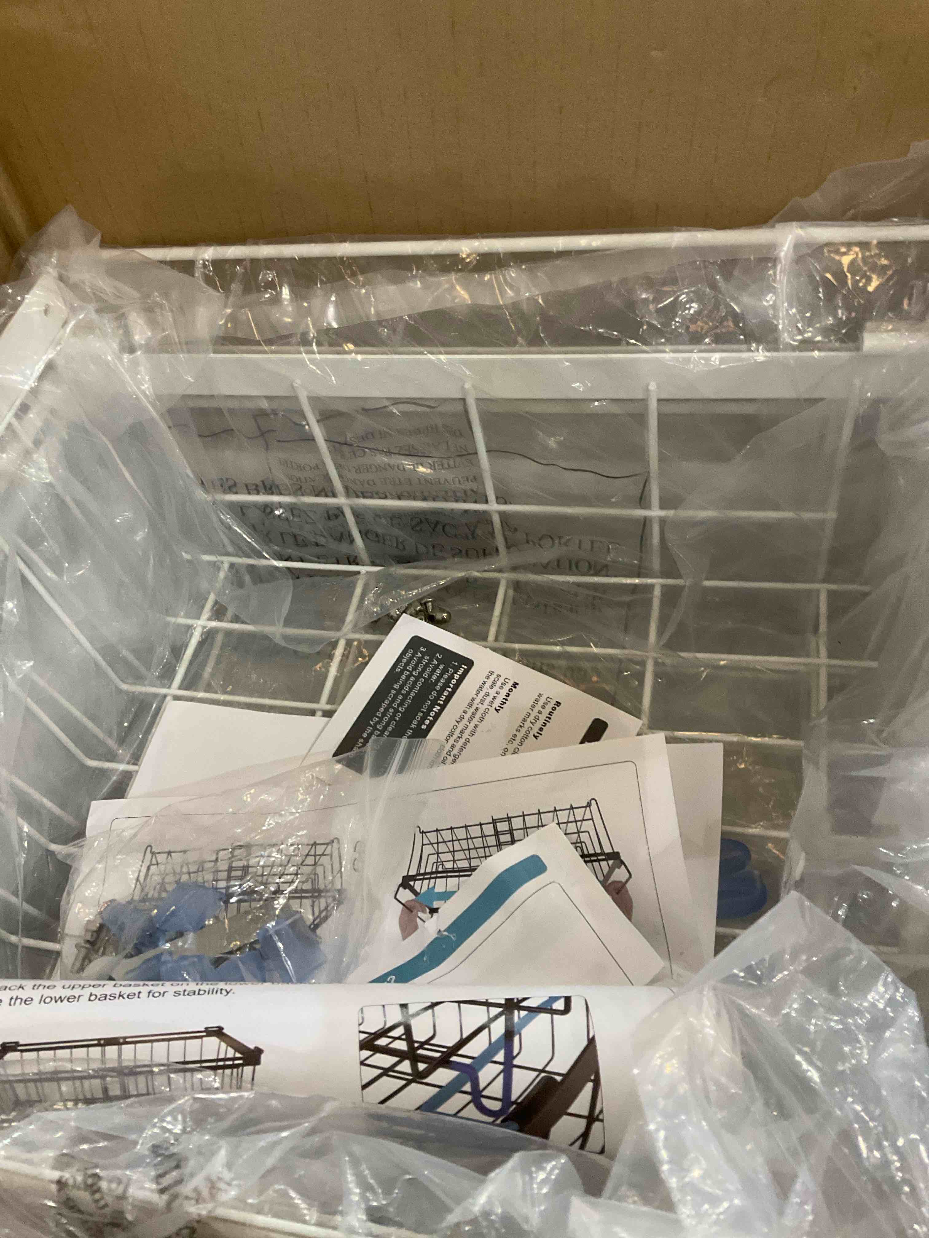 https://s3.amazonaws.com/lotting-images-prod/bidfta/BRN2259883_1741720642124.jpeg