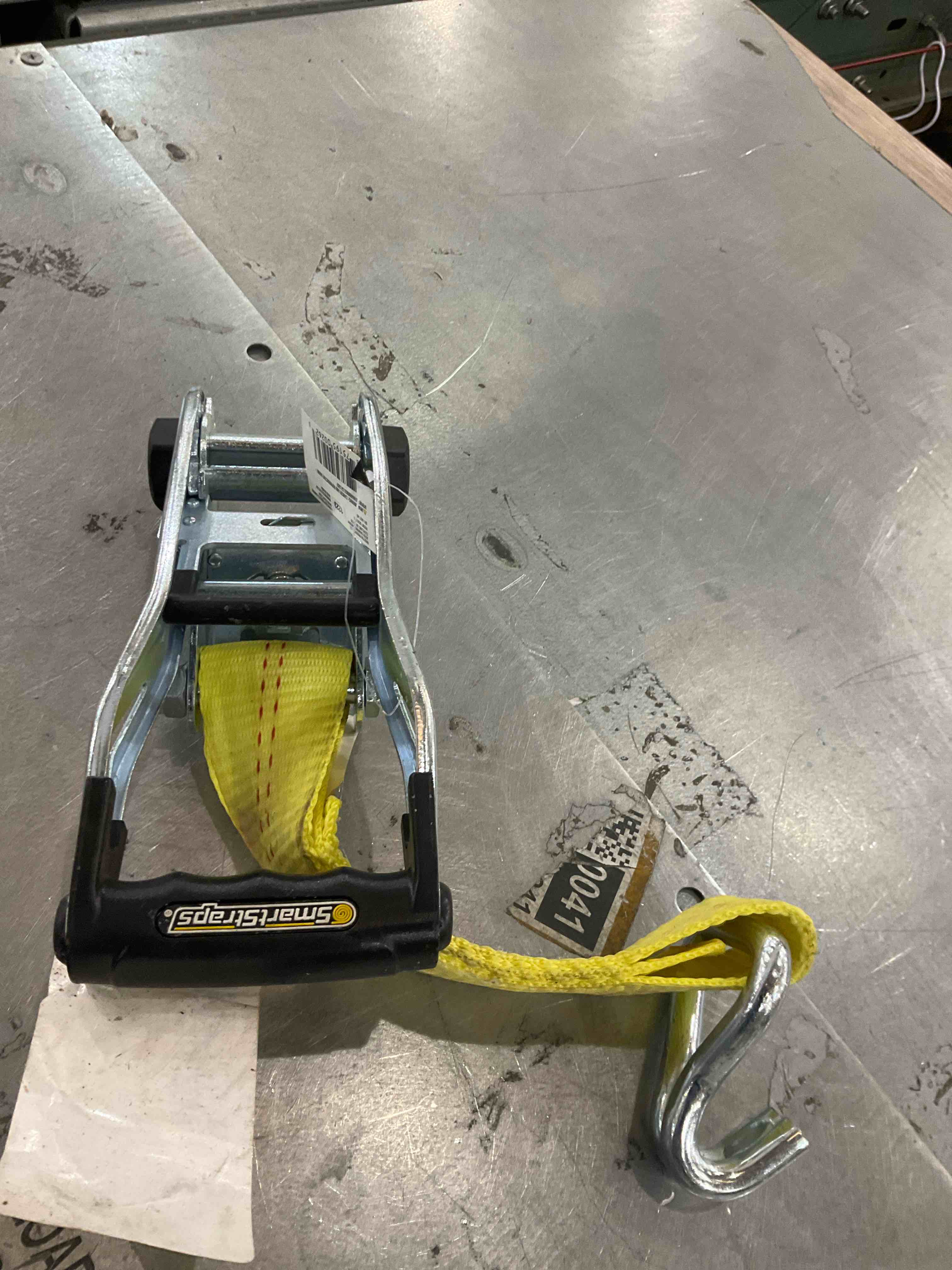 SmartStraps 27-Foot Premium Ratchet Straps, Yellow (1pk) – 10,000 lbs Break Strength, 3,333 lbs Safe Work Load - Commercial Tie-Downs Designed for Heavy-Duty Transport - Safely Haul Large Equipment, Tractors, Vehicles and More