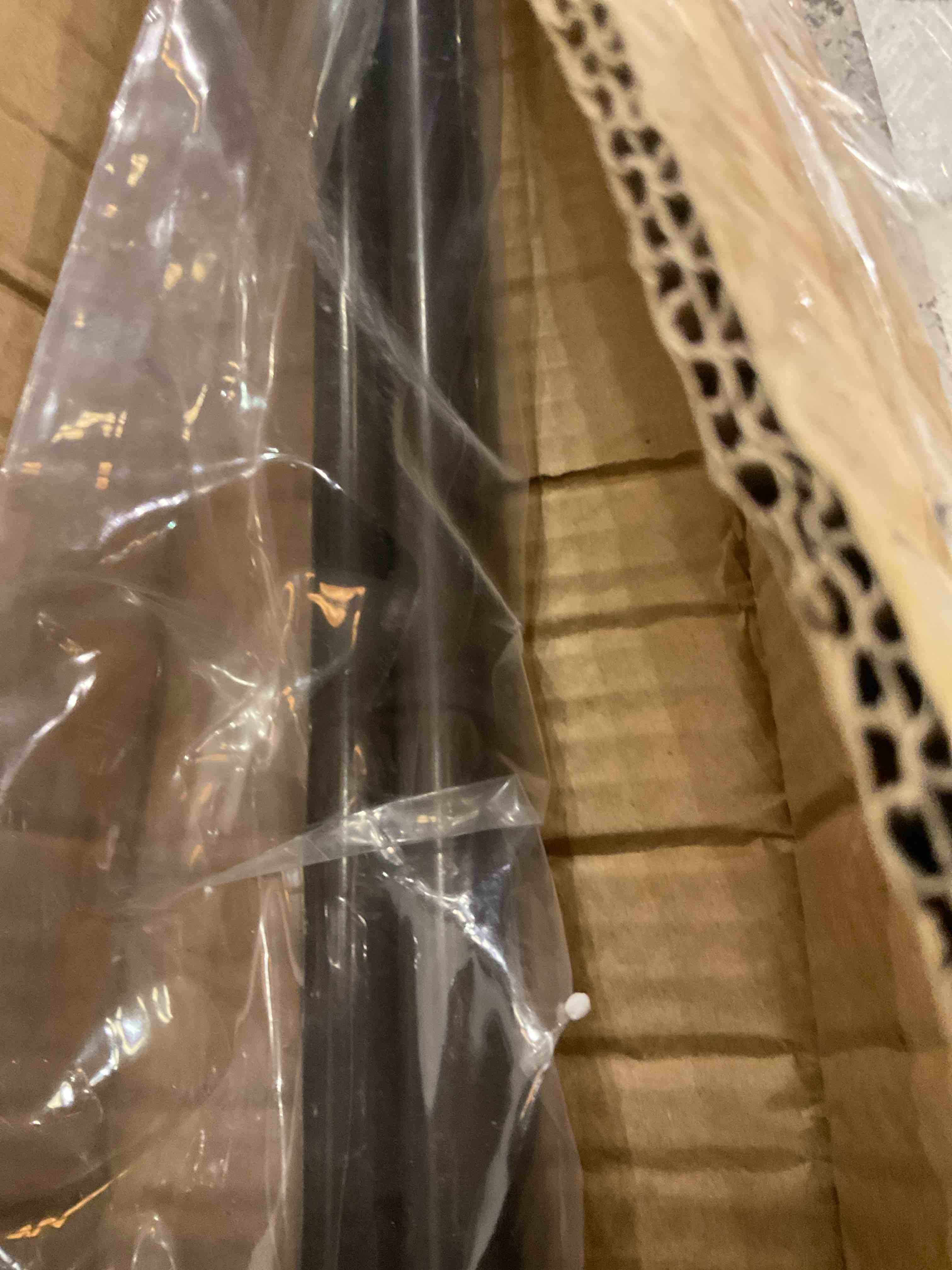 Sauhal Adjustable 0.63" Single Curtain Rod