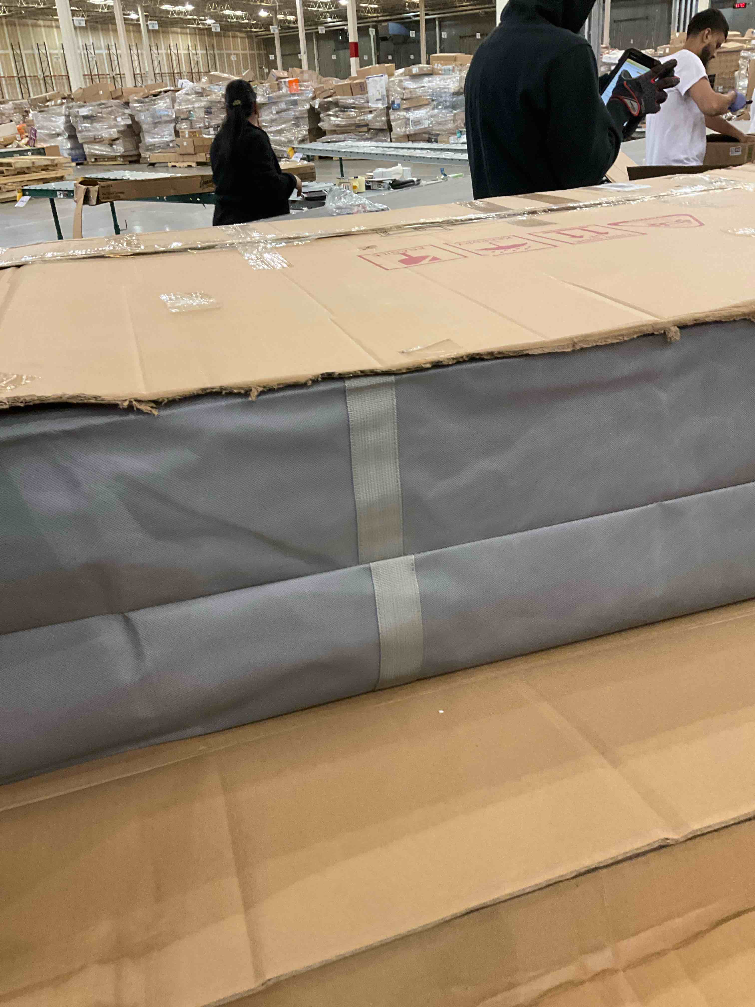 https://s3.amazonaws.com/lotting-images-prod/bidfta/BRN2262450_1741625018496.jpeg