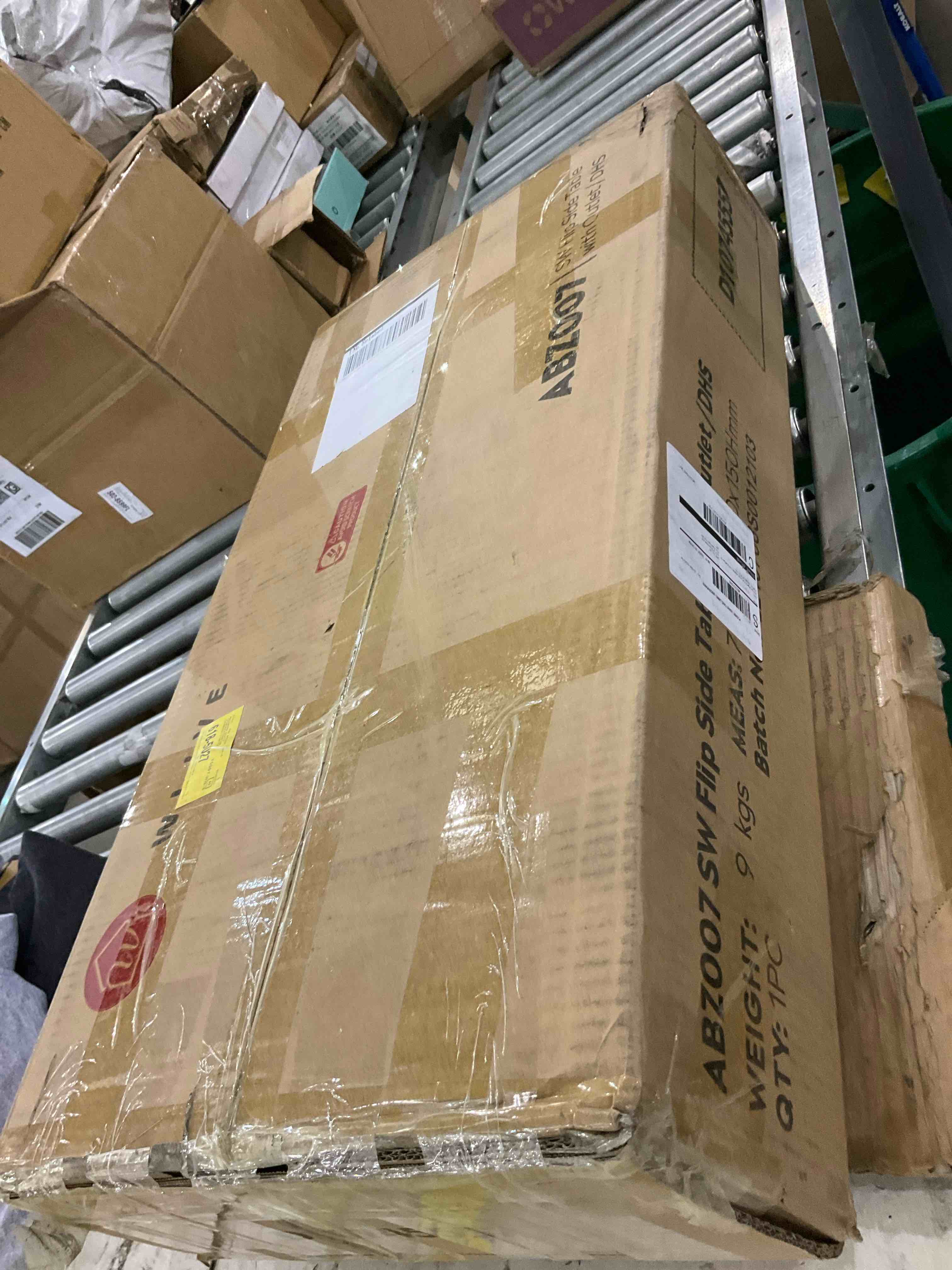 Narrow Side Table With Charging Station, End Table, Couch Table With Fabric Drawer For For Living Room, Bedroon