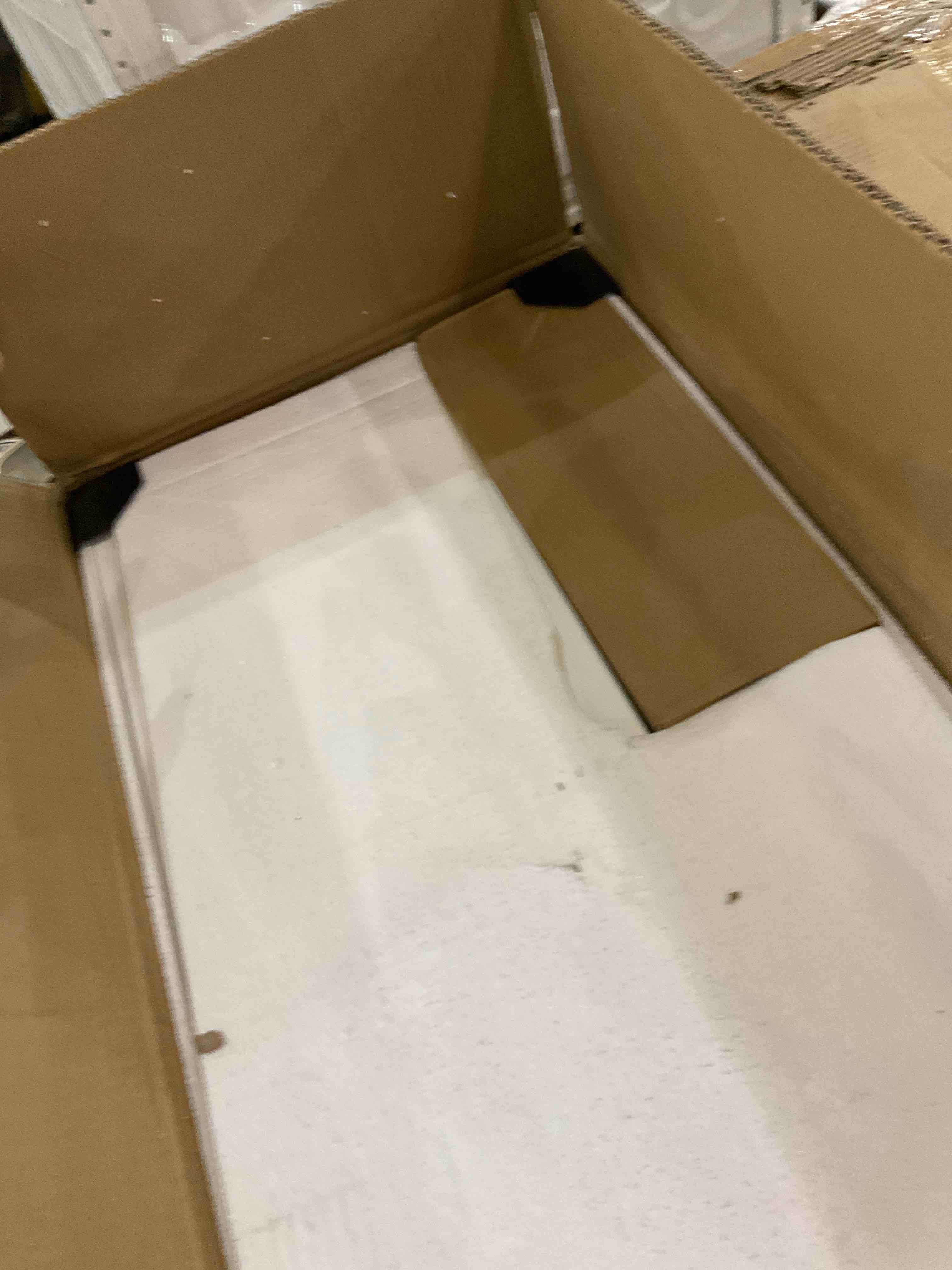 https://s3.amazonaws.com/lotting-images-prod/bidfta/BRN2269118_1741017617458.jpeg