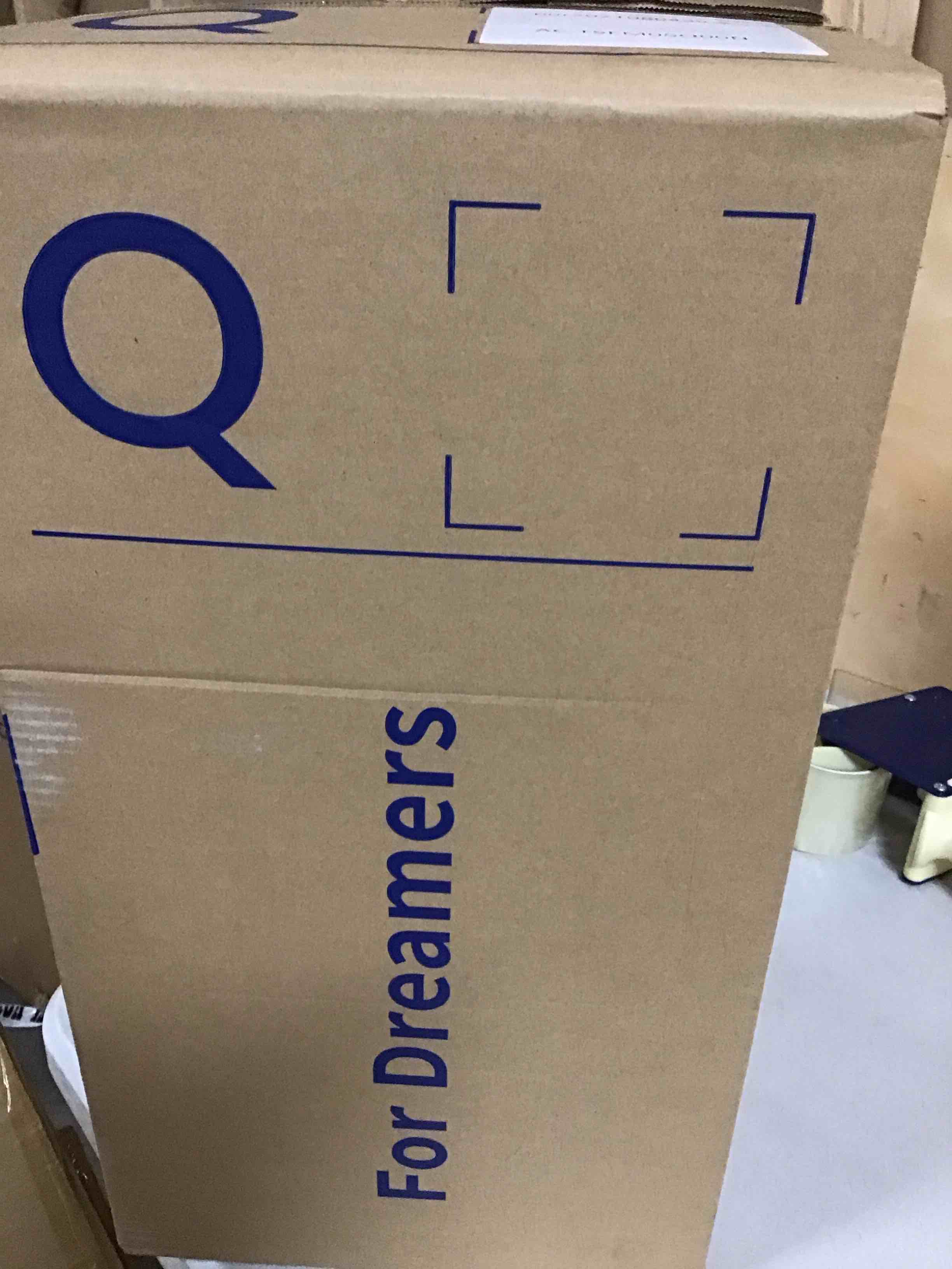 Condition photo showing New/Like New for avenco queen mattress topper