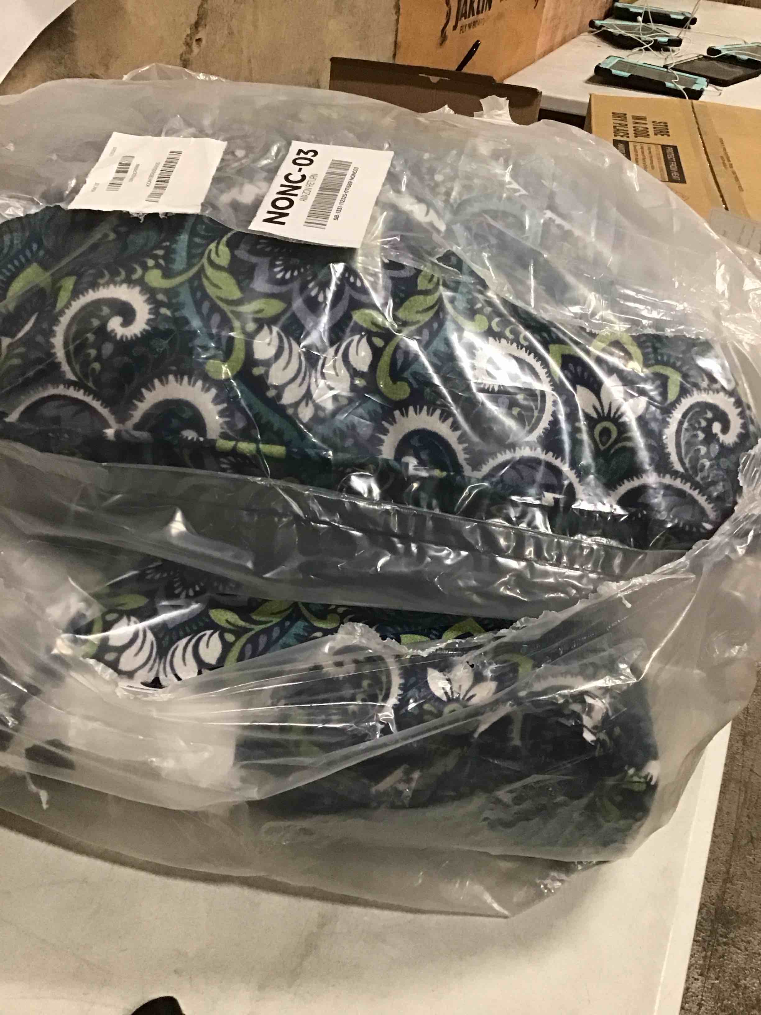 Condition photo showing Good Condition for Arden seat cushion