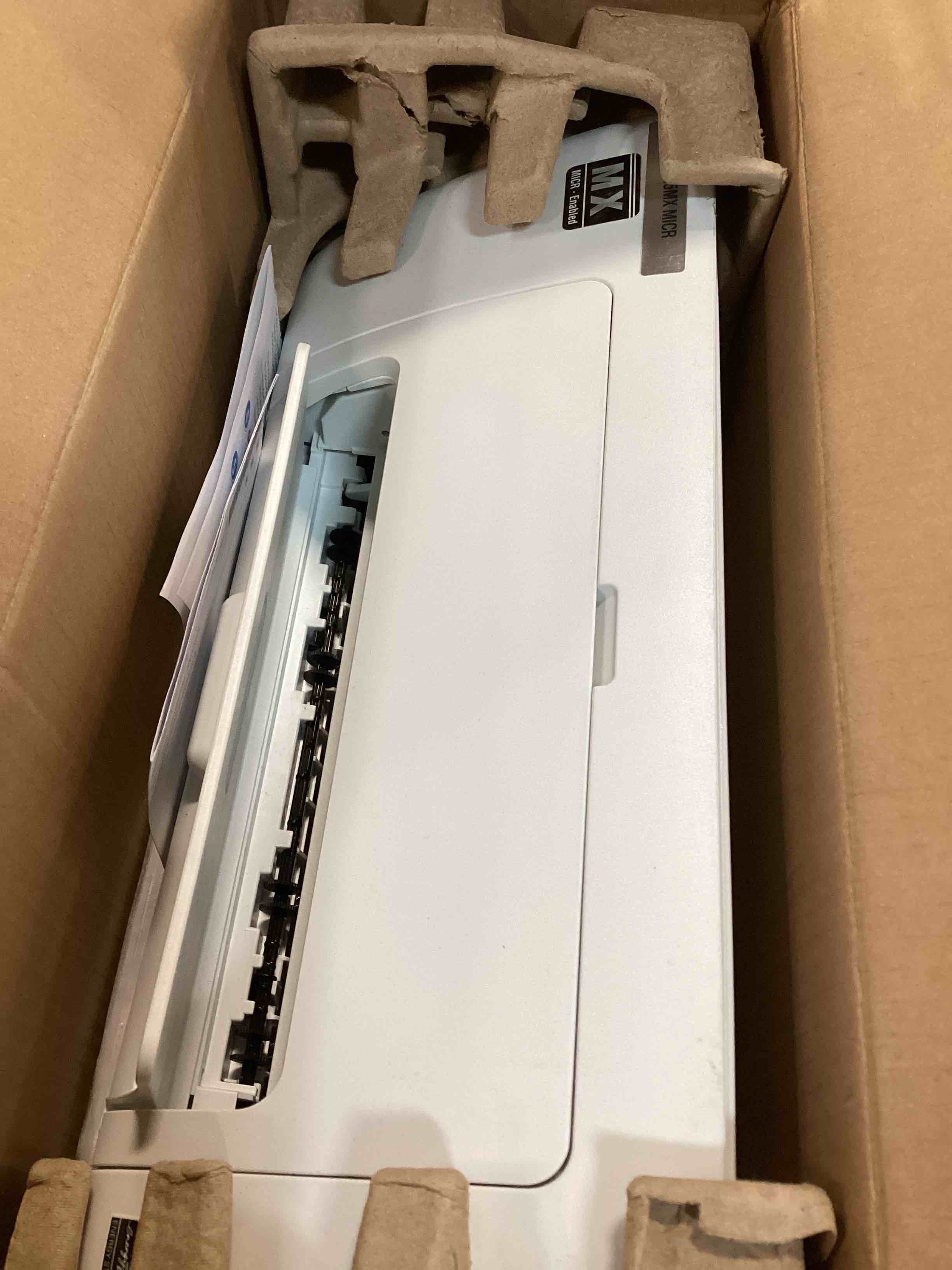 https://s3.amazonaws.com/lotting-images-prod/bidfta/BRN2303357_1741020074734.jpeg