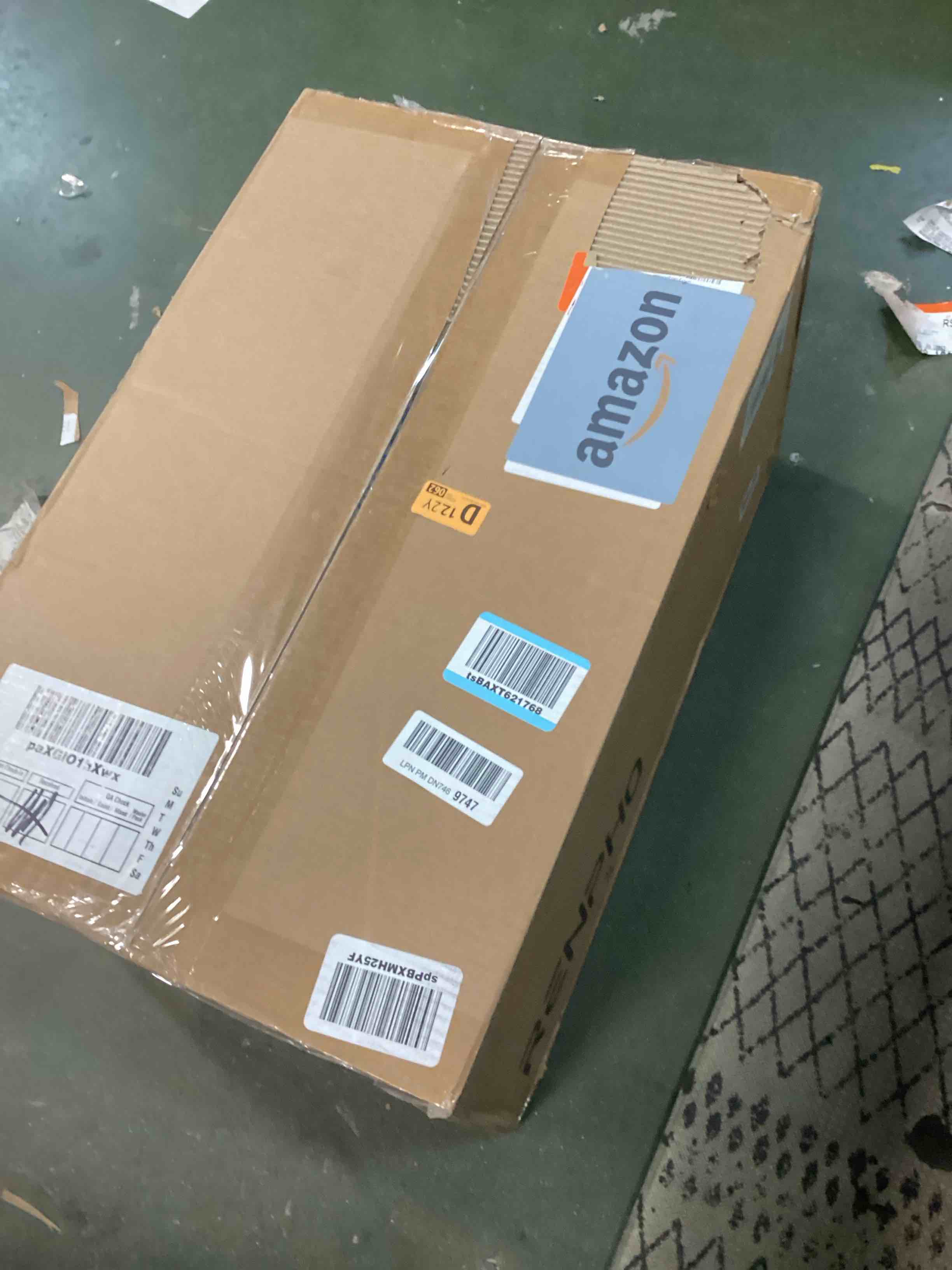 https://s3.amazonaws.com/lotting-images-prod/bidfta/BRN2305230_1738940073002.jpeg