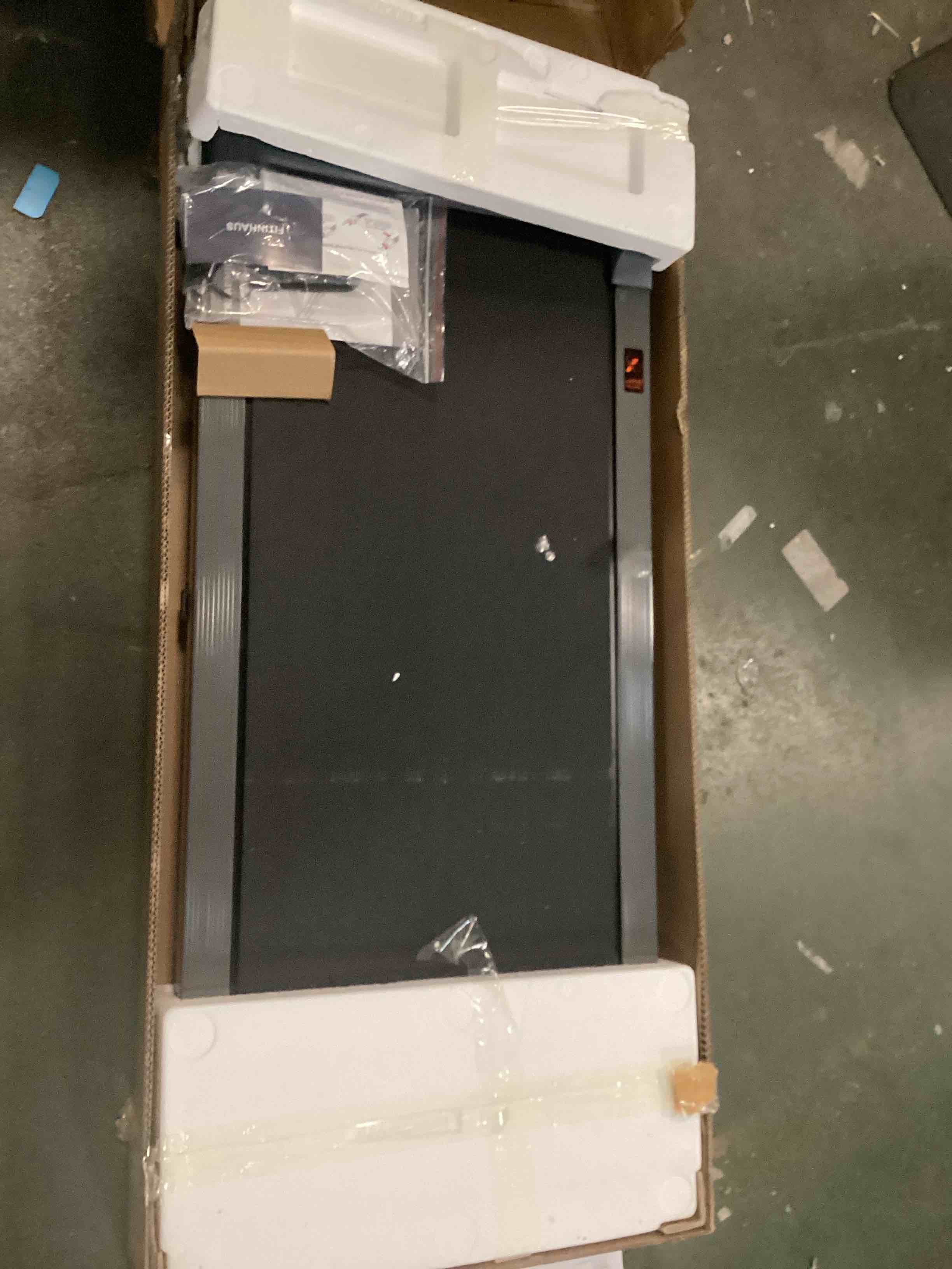https://s3.amazonaws.com/lotting-images-prod/bidfta/BRN2305237_1738943462636.jpeg