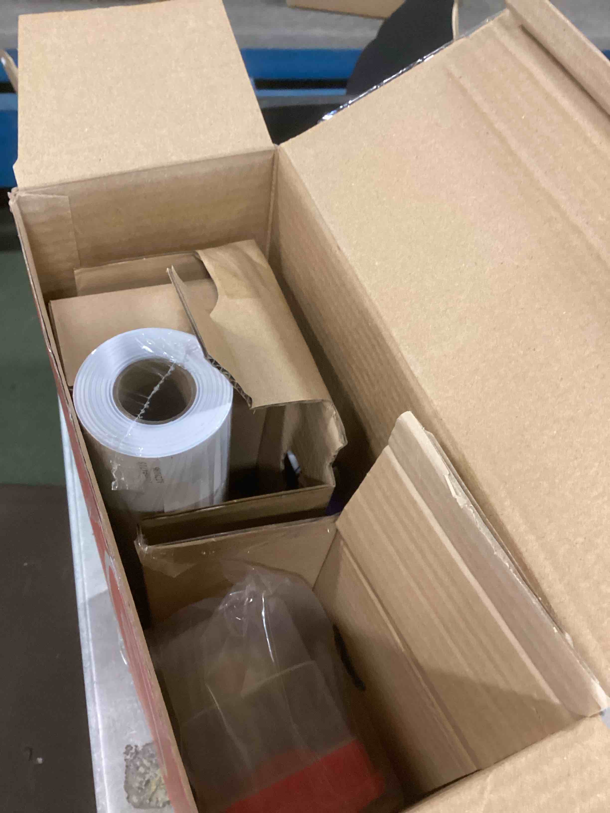 https://s3.amazonaws.com/lotting-images-prod/bidfta/BRN2311404_1737986534920.jpeg