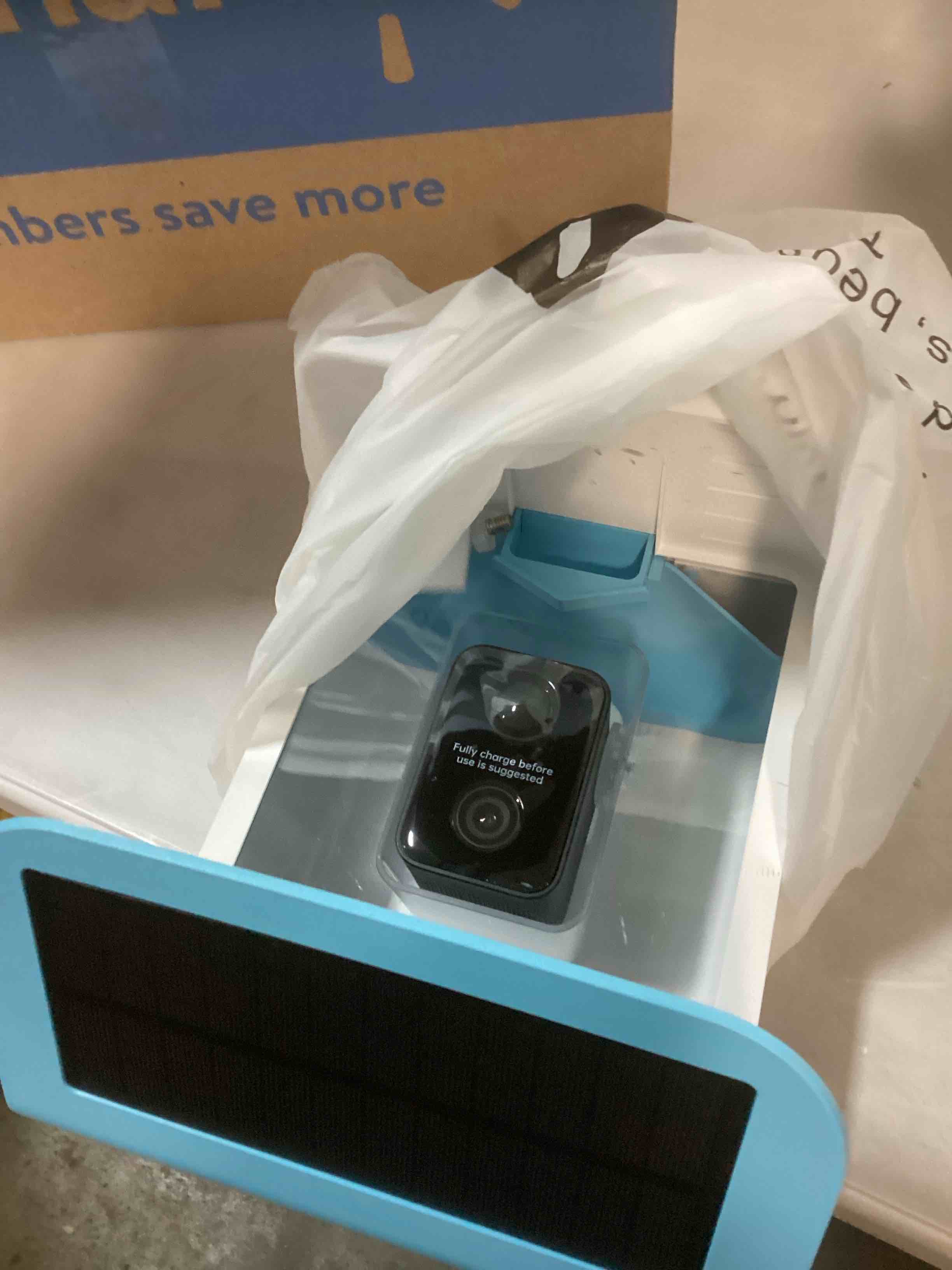 https://s3.amazonaws.com/lotting-images-prod/bidfta/BRN2312773_1738678006289.jpeg