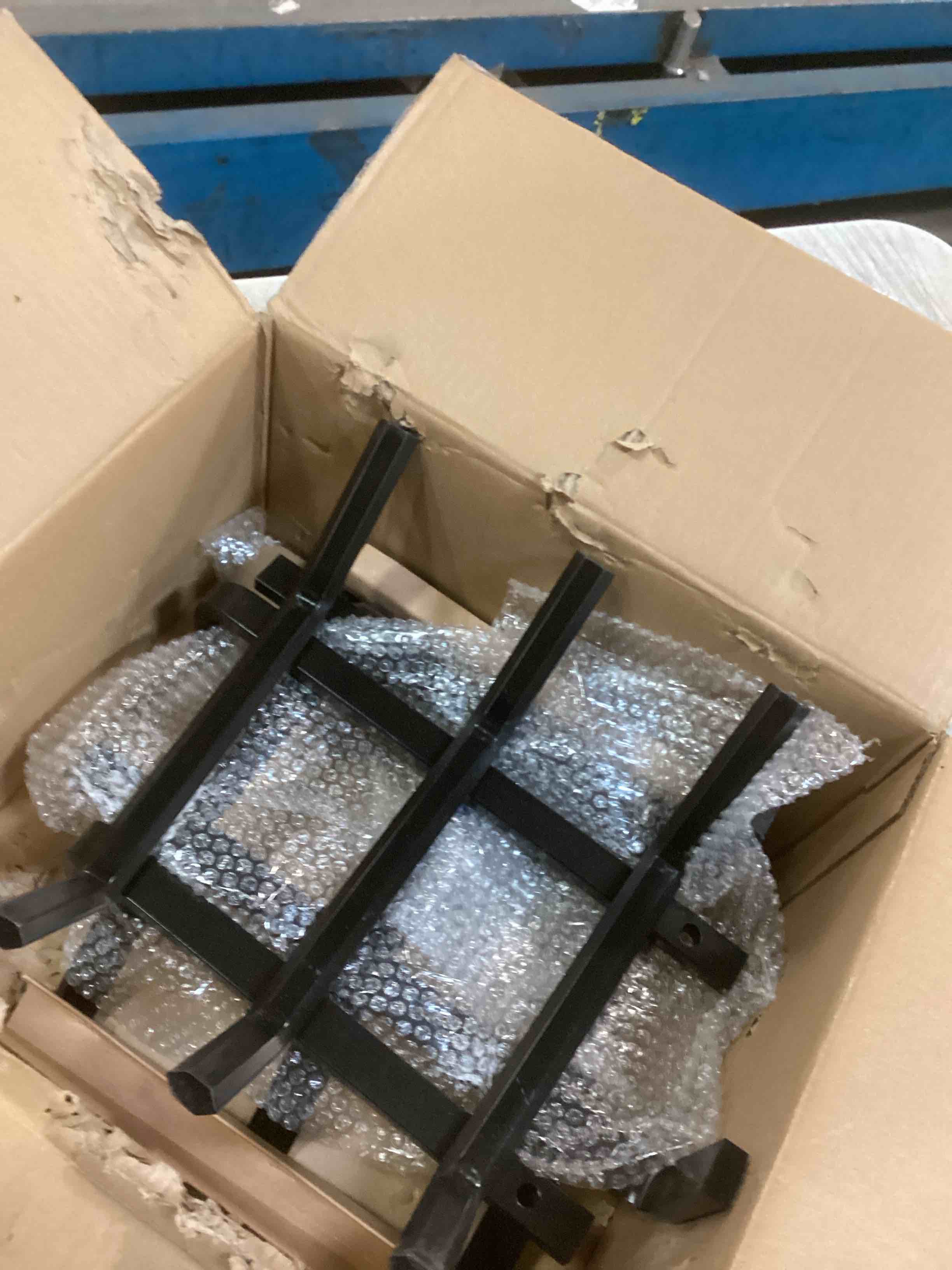 https://s3.amazonaws.com/lotting-images-prod/bidfta/BRN2313084_1738771041644.jpeg