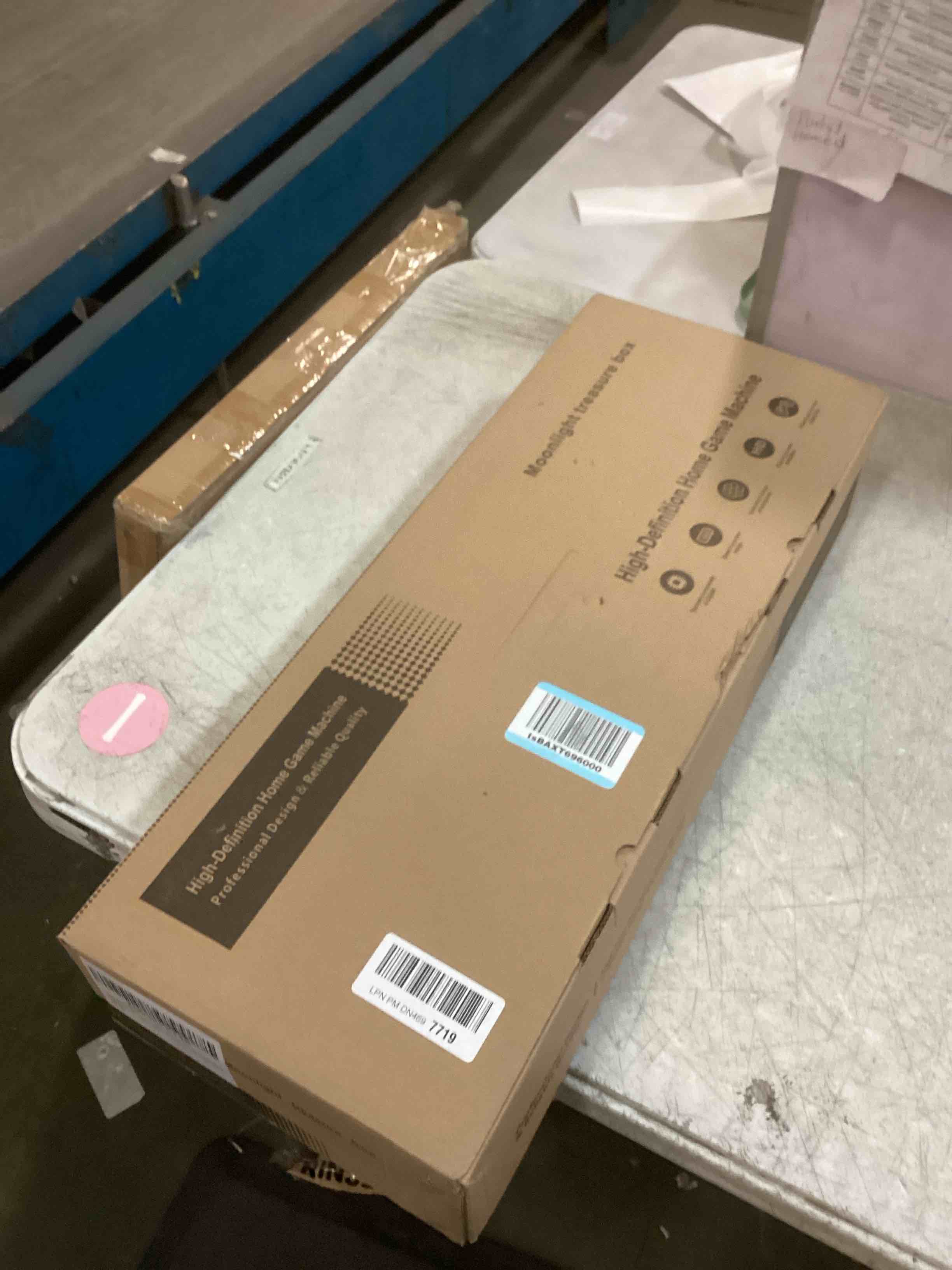 https://s3.amazonaws.com/lotting-images-prod/bidfta/BRN2313141_1738776689936.jpeg