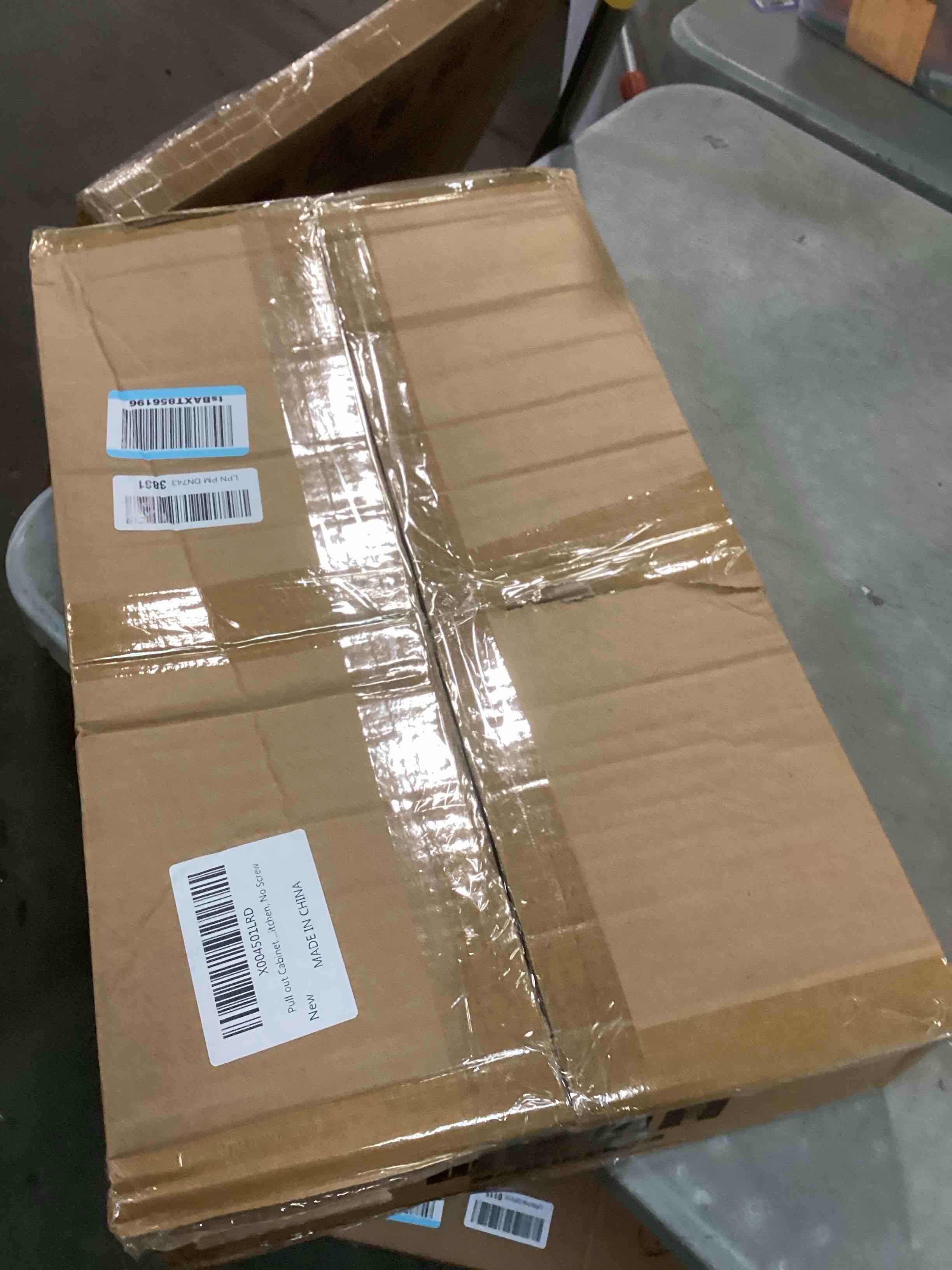https://s3.amazonaws.com/lotting-images-prod/bidfta/BRN2313412_1738861512131.jpeg