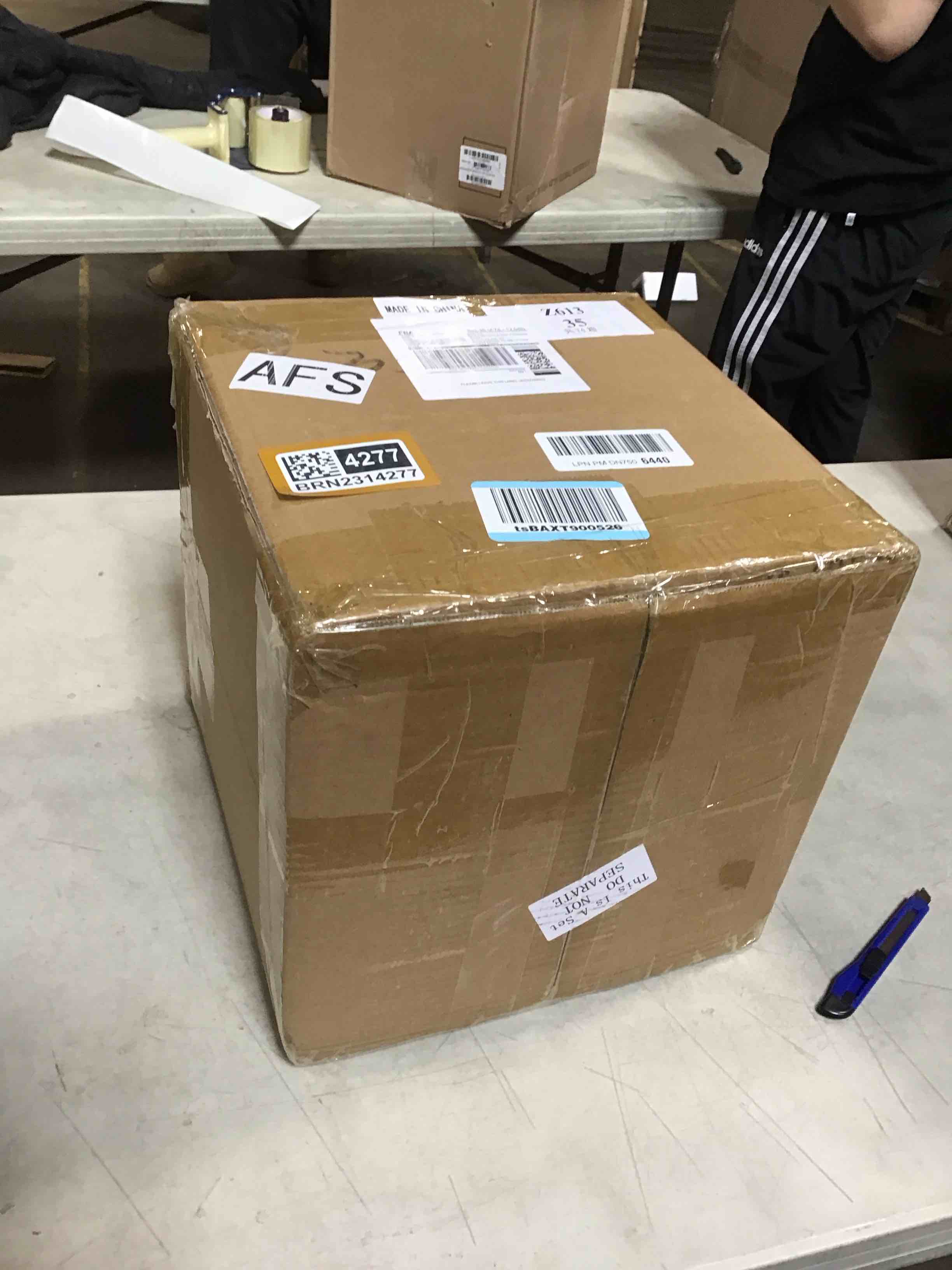 https://s3.amazonaws.com/lotting-images-prod/bidfta/BRN2314277_1738170893931.jpeg