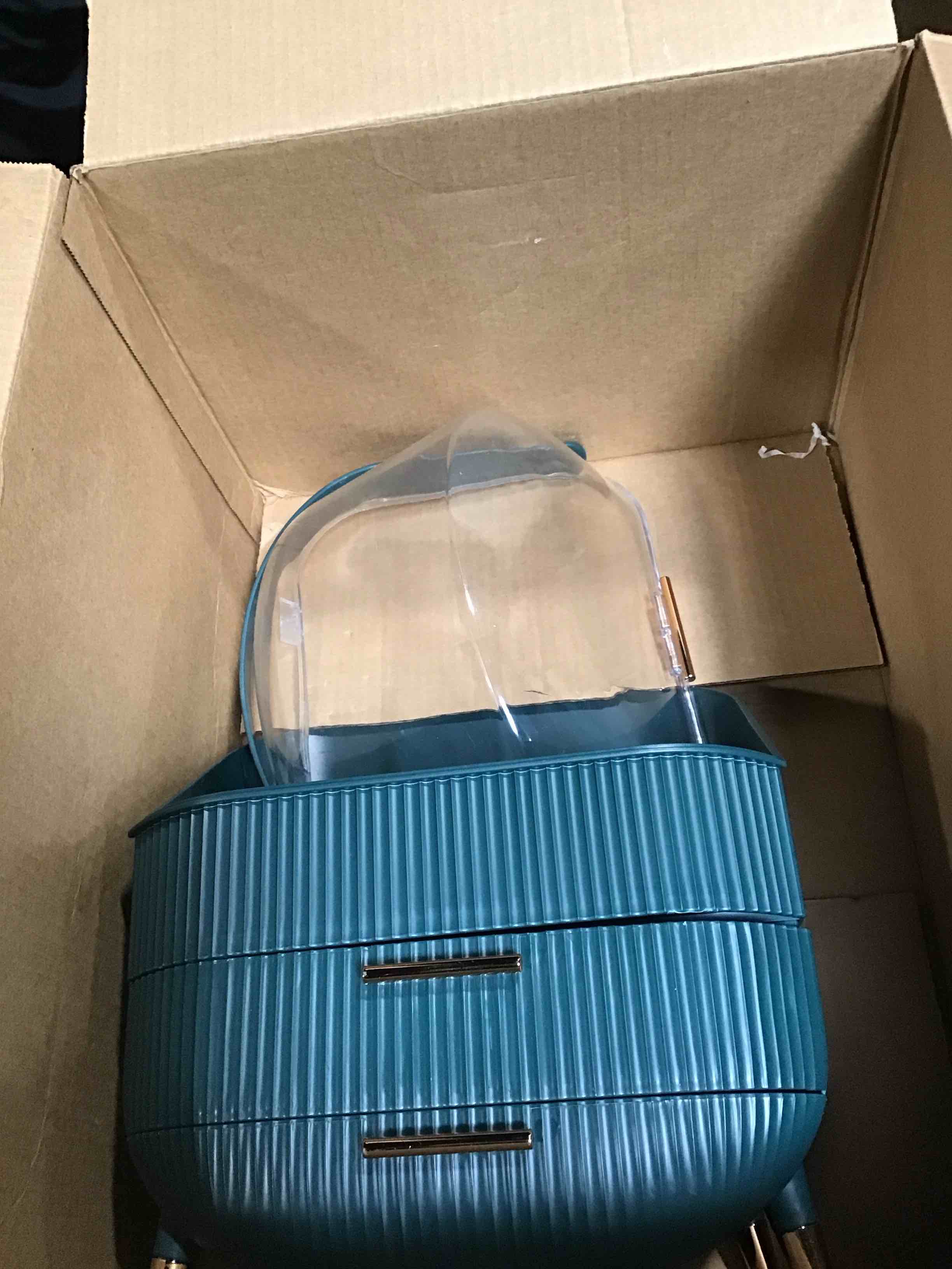 https://s3.amazonaws.com/lotting-images-prod/bidfta/BRN2314279_1738171079136.jpeg
