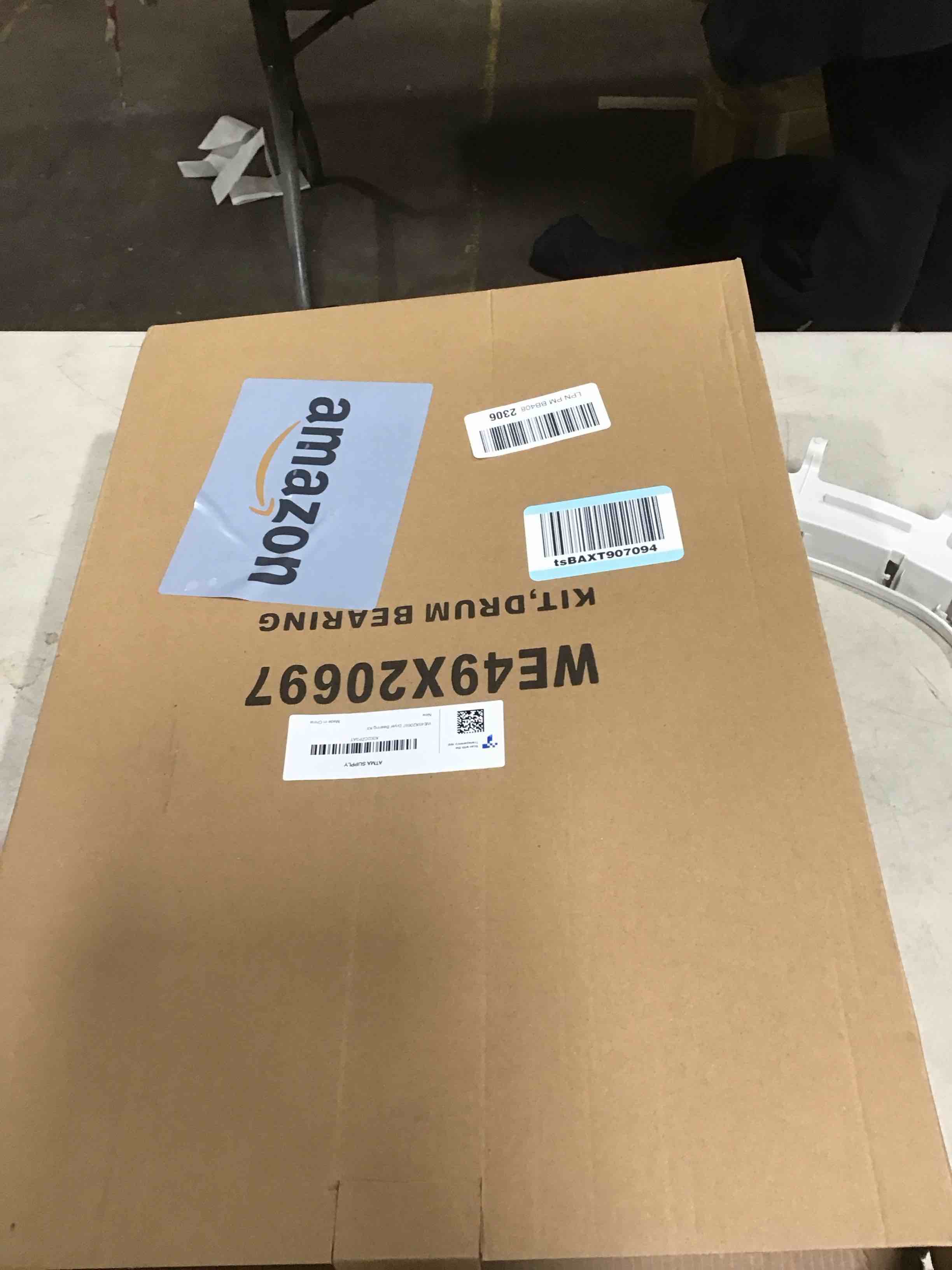 https://s3.amazonaws.com/lotting-images-prod/bidfta/BRN2314482_1738258819411.jpeg